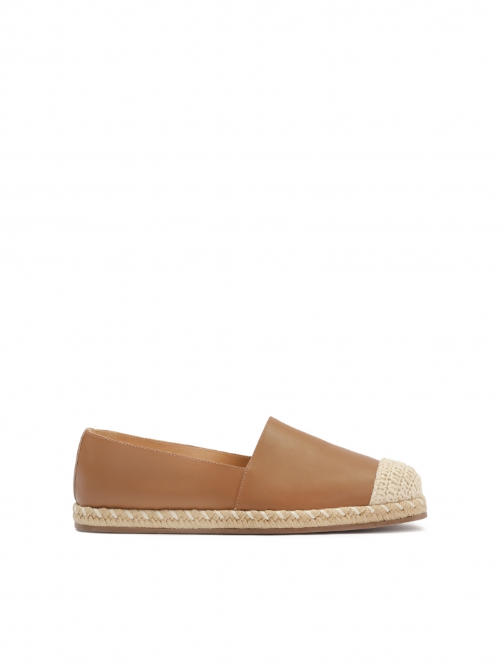 Comfortable espadrilles in smooth leather