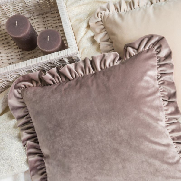 Poszewka 45x45 Velvet 25 miętowa falbana welurowa