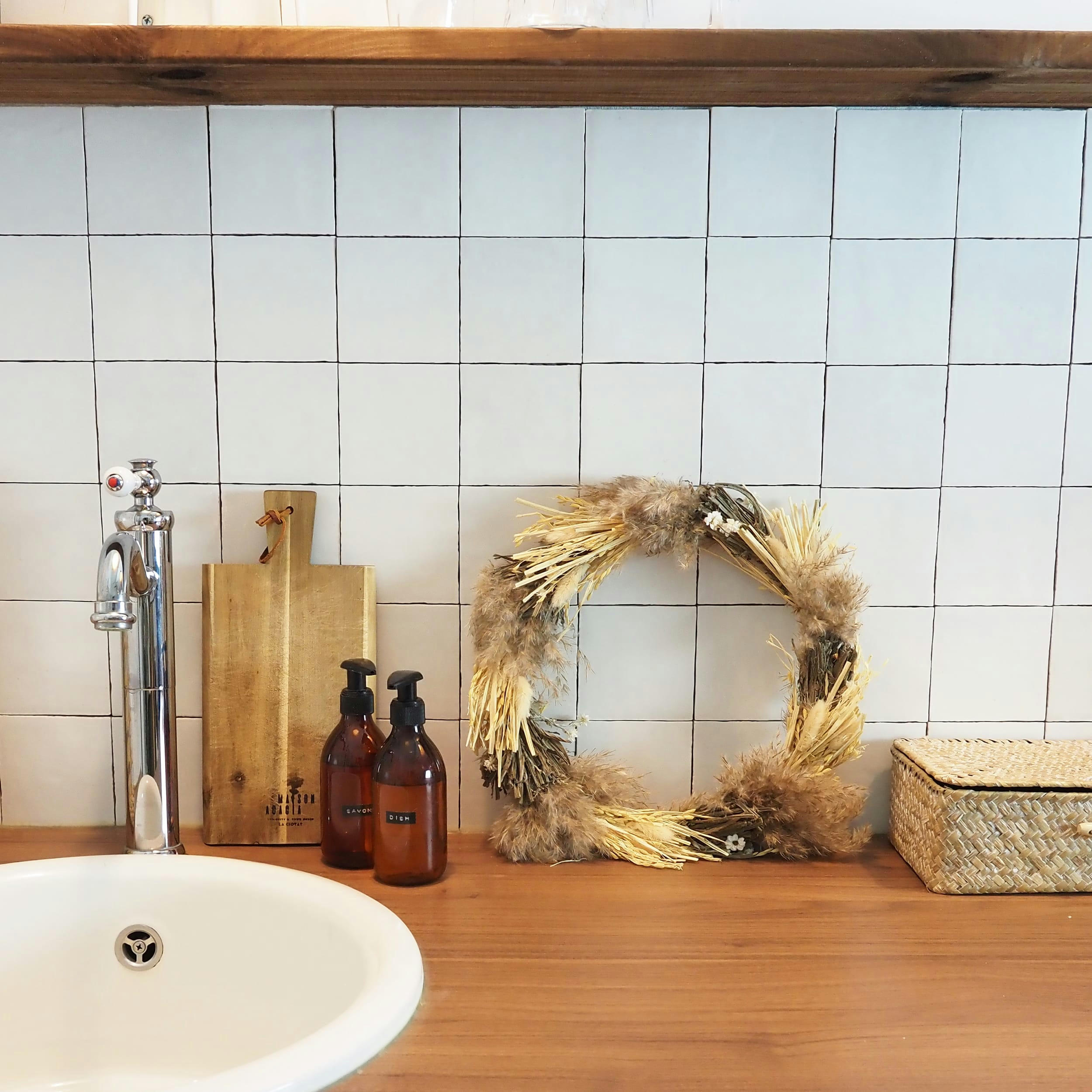 - Couronne de fleurs séchées lagure et pampa D35cm