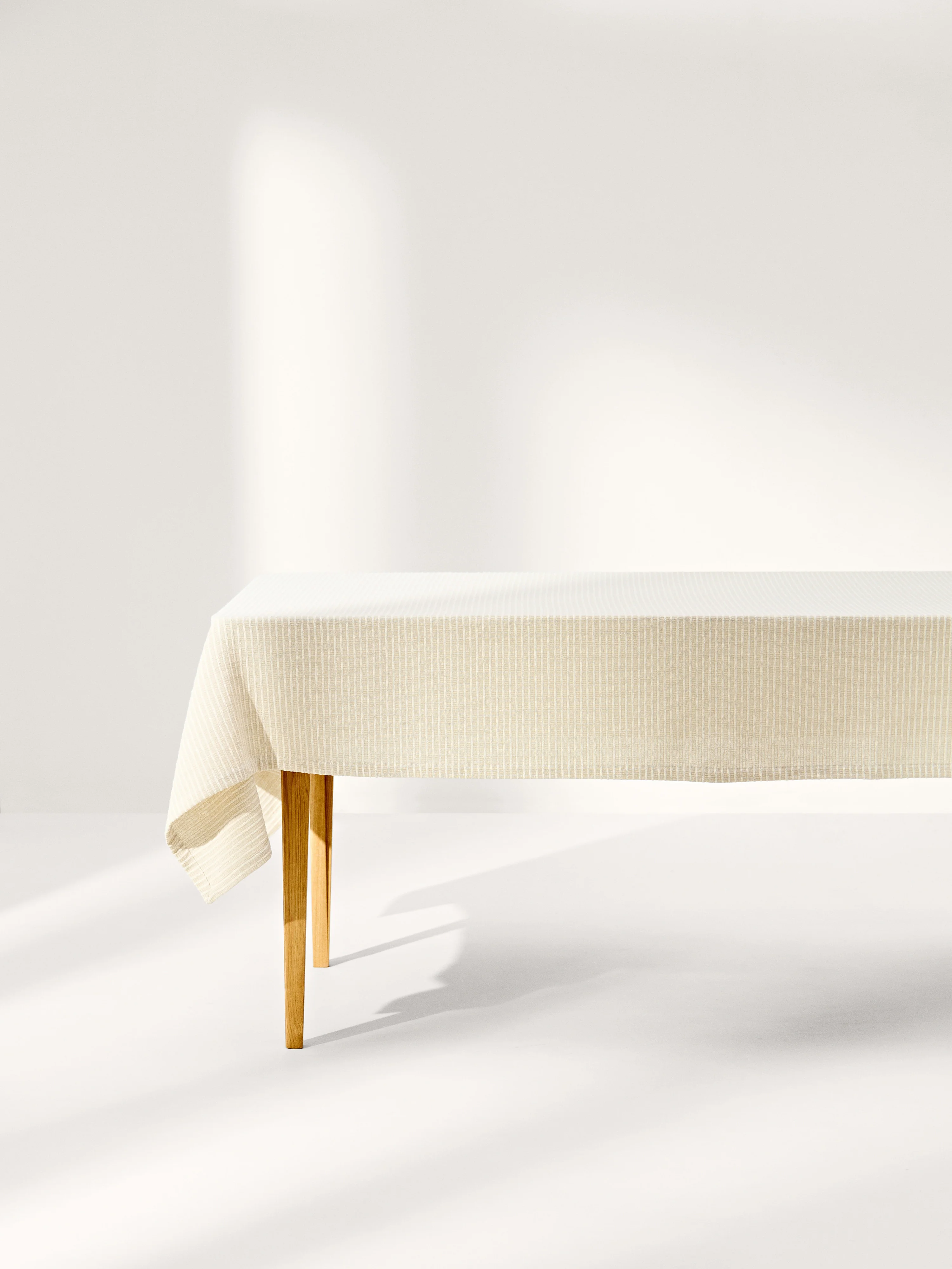 Gestreifte Tischdecke Perry