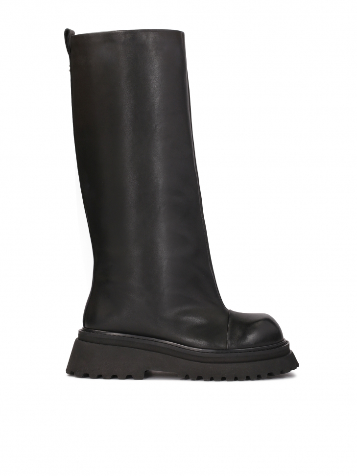 Black boots on a thick sole with a wide upper