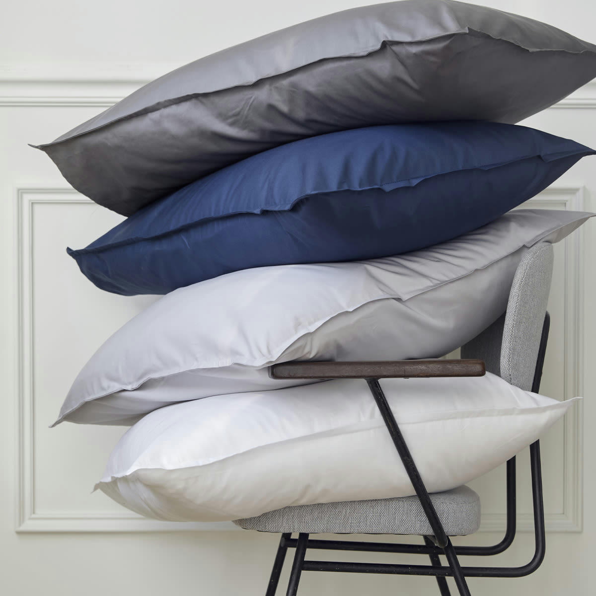 PALAZZO - Drap housse en satin de coton bleu nuit 160x200