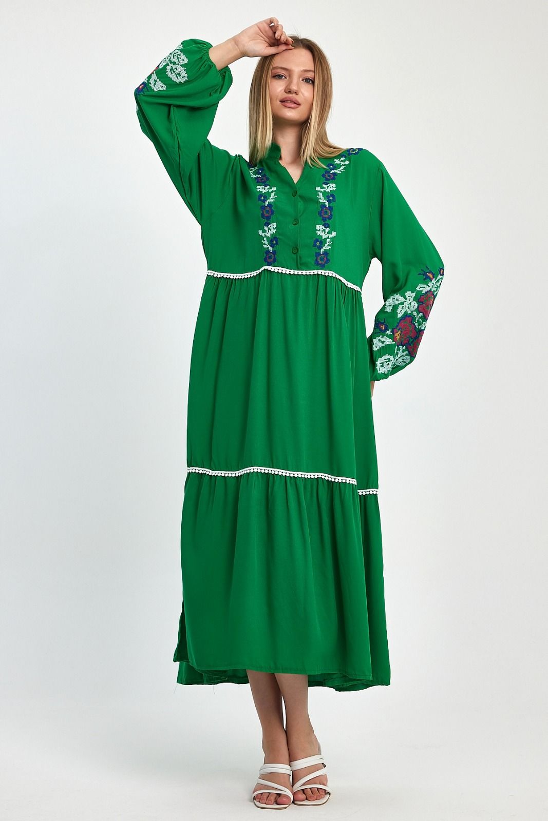 Belissh Embroidered Midi Dress with Contrast Floral Detail in Green