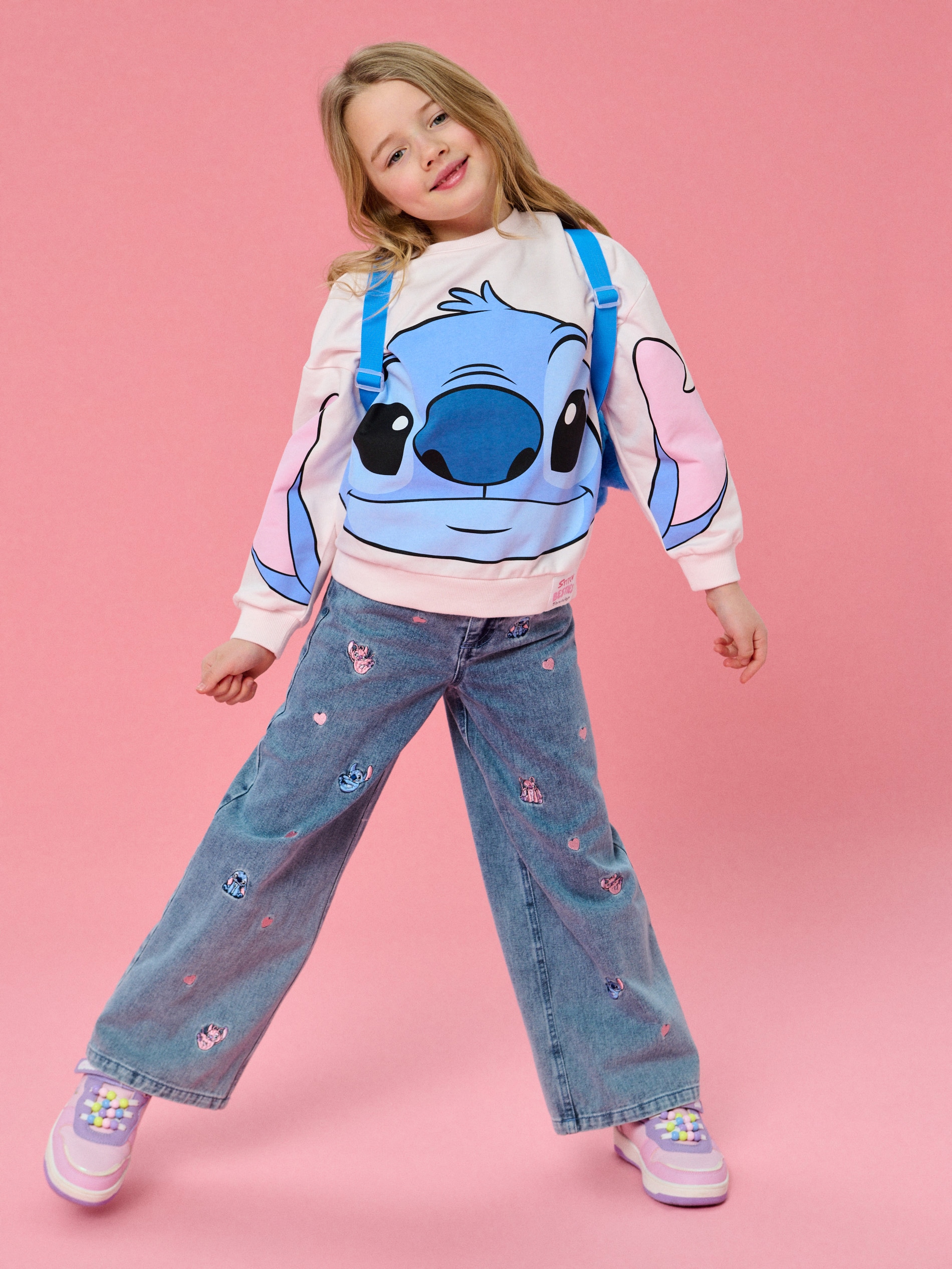 Jeansy wide leg z haftem Lilo & Stitch