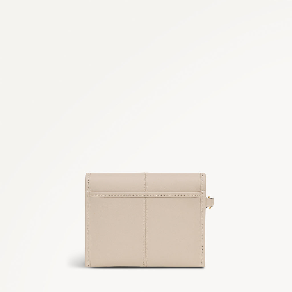 Chilton Grove - Medium Flapover Purse