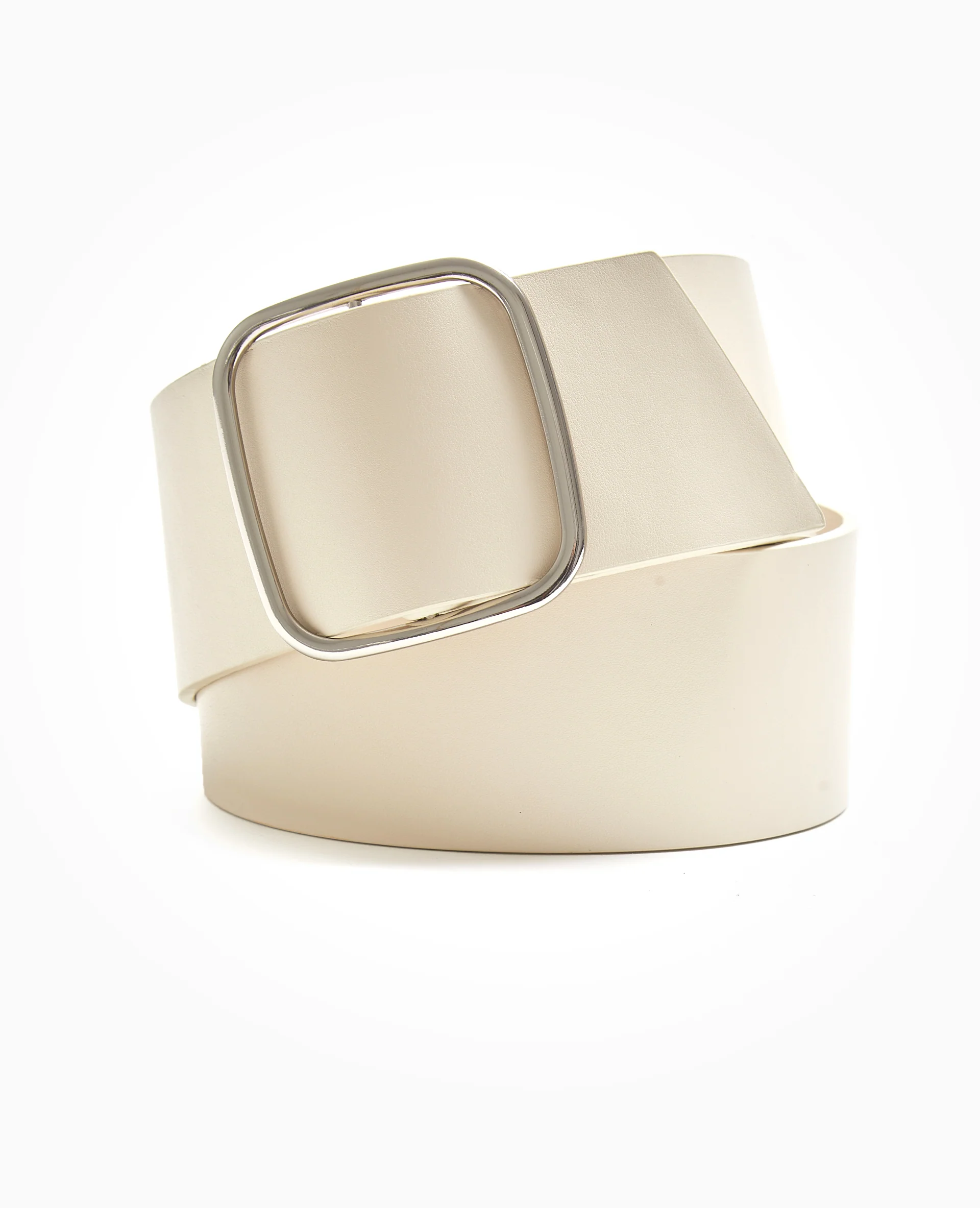 Ceinture large avec boucle carrée