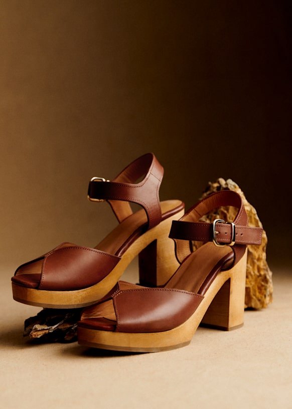 Fausta Clogs