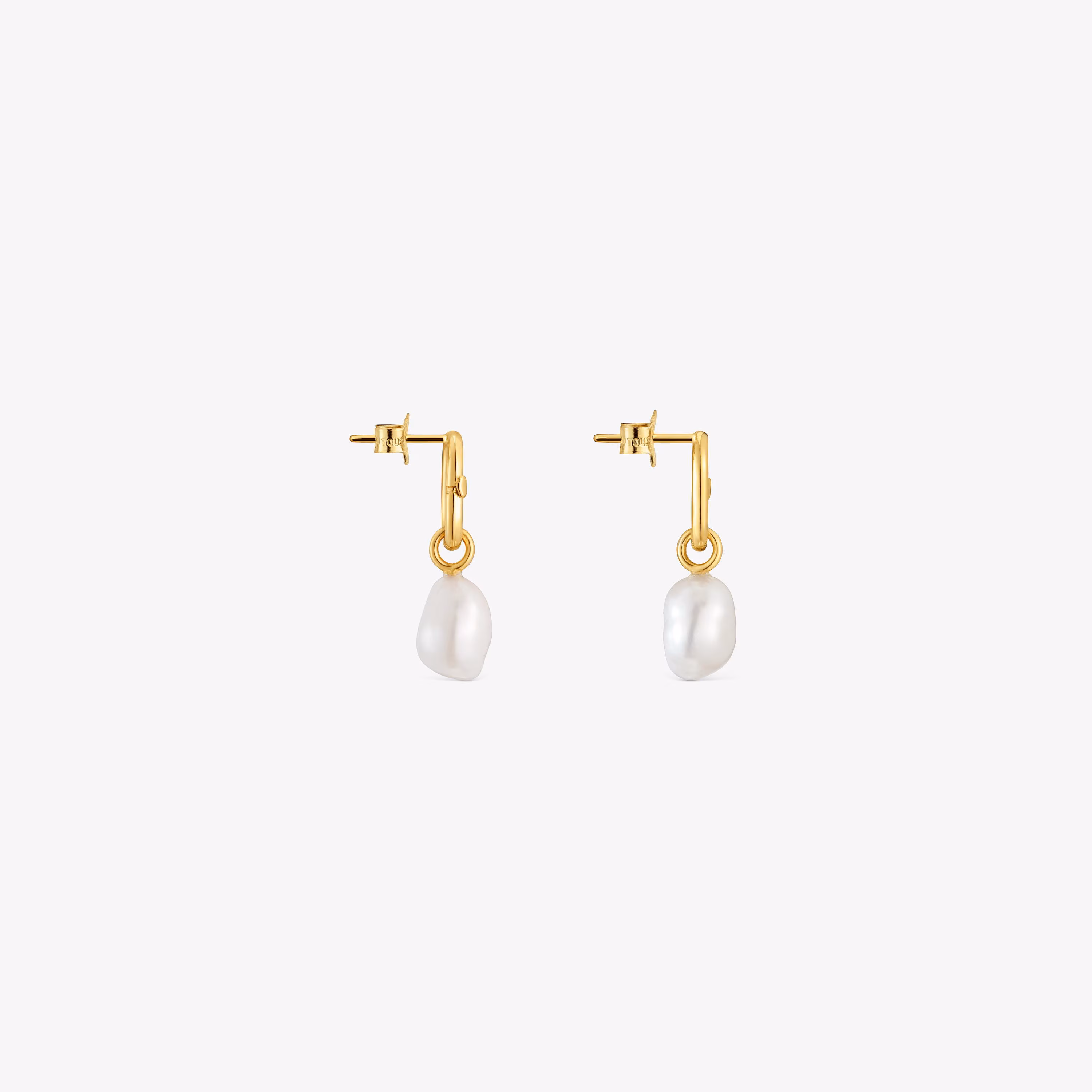 Pendientes cortos de oro y perlas cultivadas Hold Oval