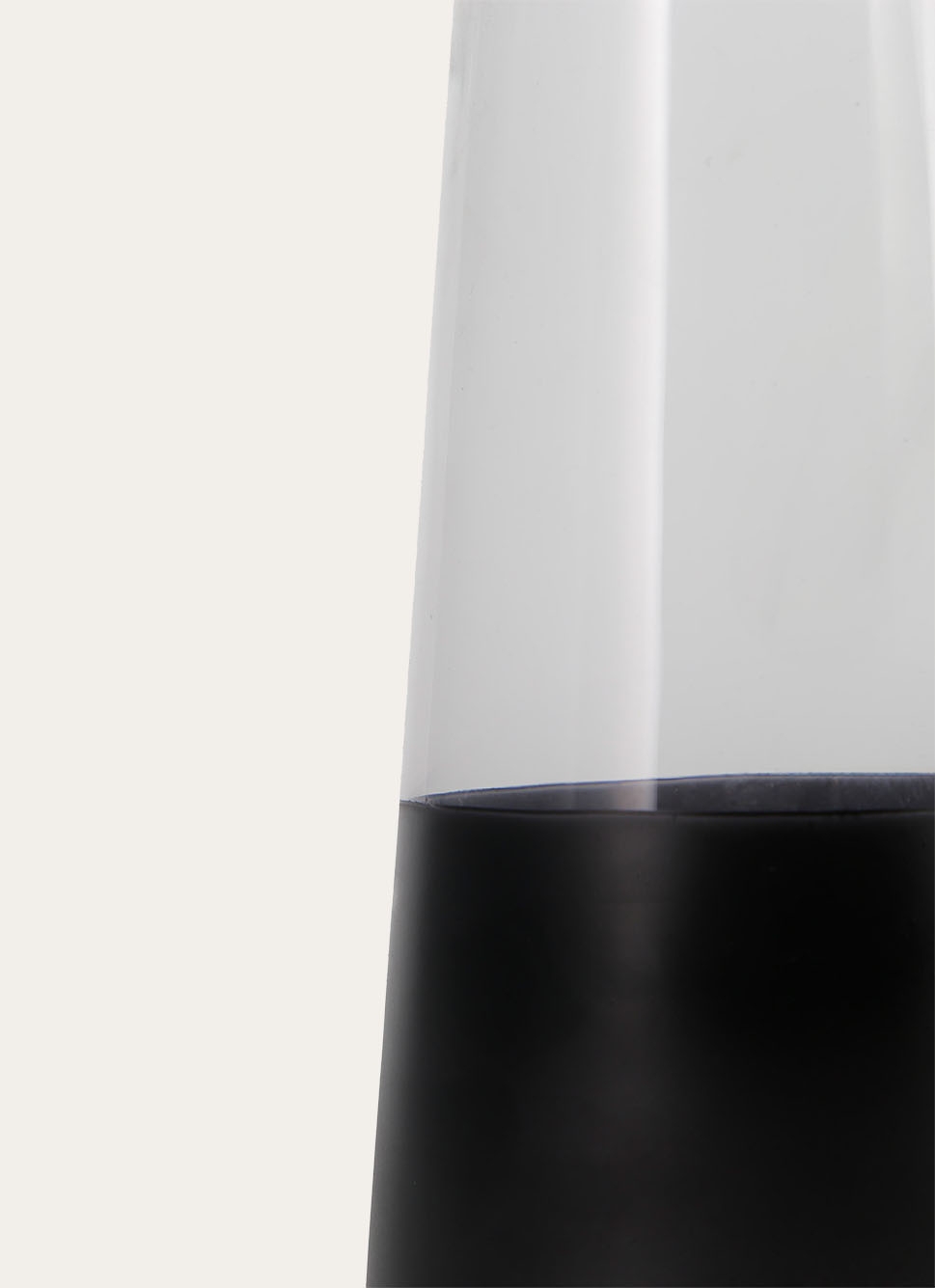VASE EN VERRE BICOLORE AVEC LISERET DORÉ TRANSPARENT/NOIR