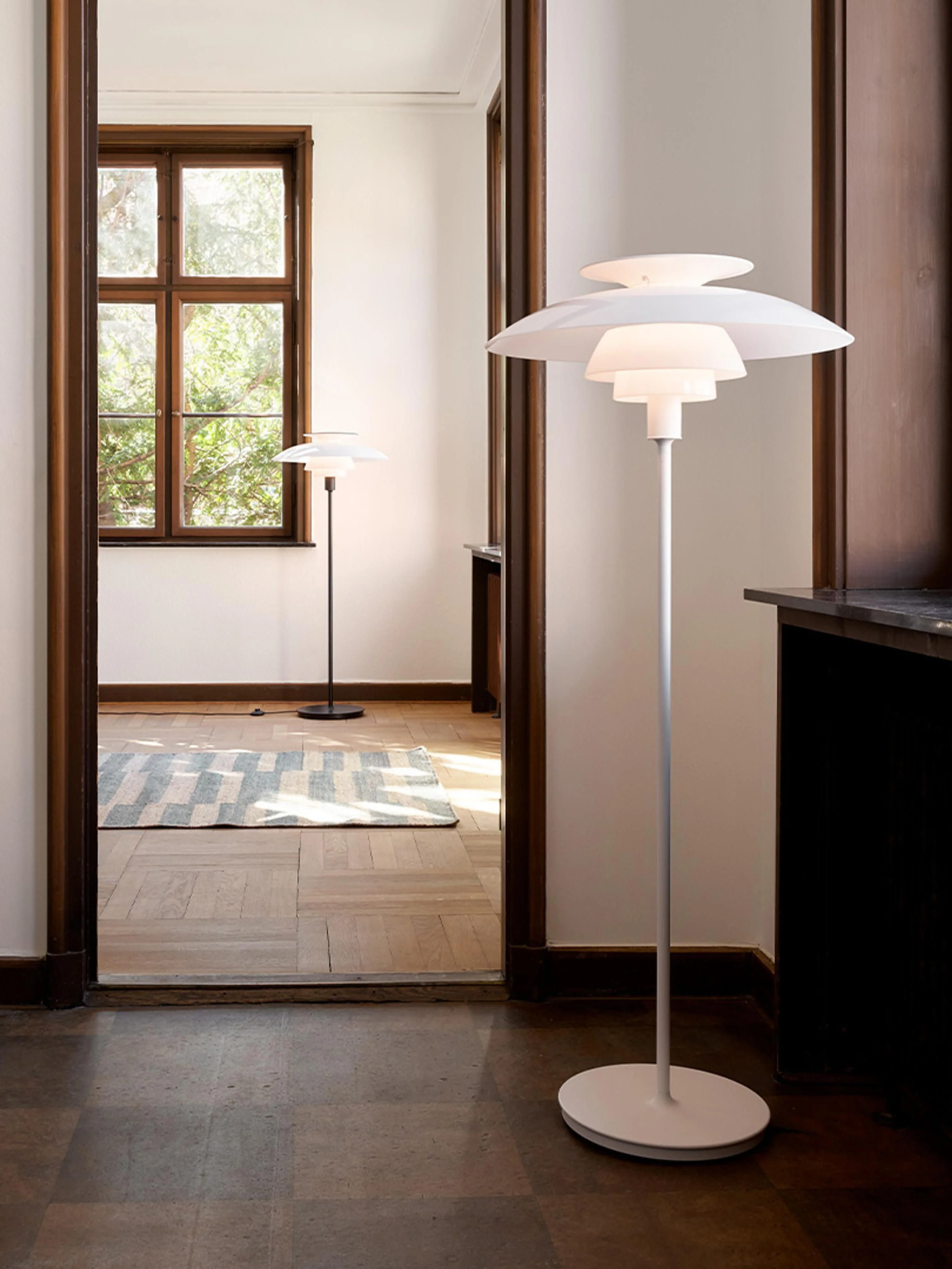 Kleine dimmbare Stehlampe PH 80