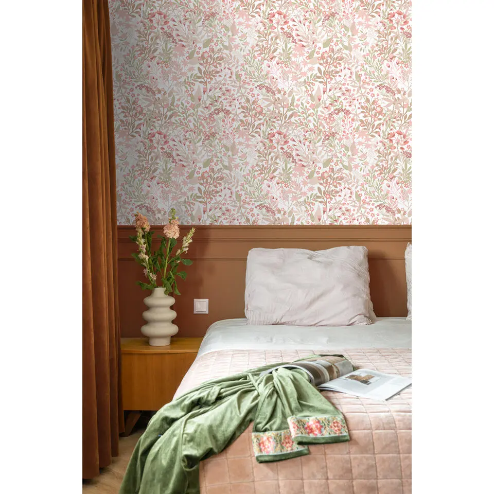 ESTAhome behang veldbloemen vergrijsd groen en roze - 50 x 900 cm