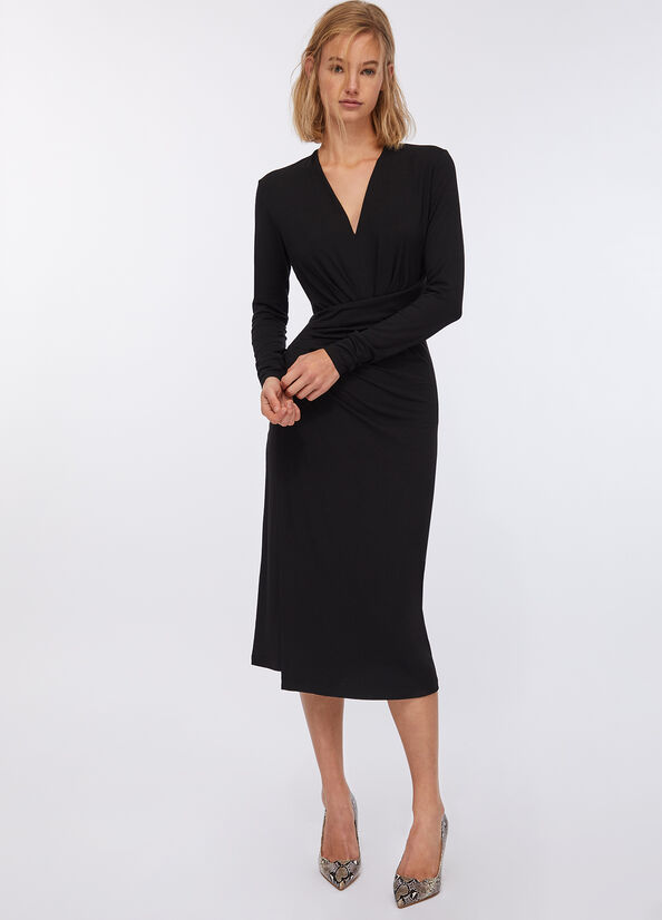 Abito lungo con arriccio