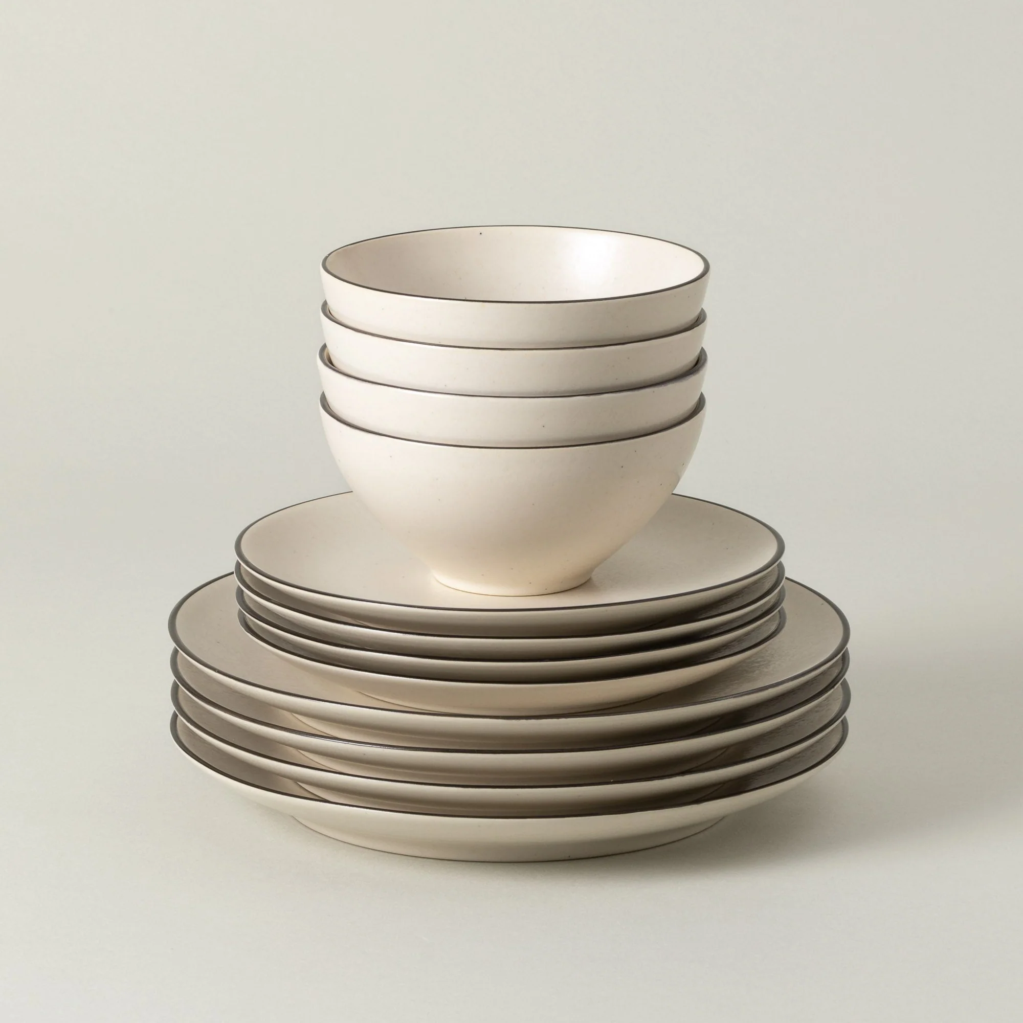 12-Piece Dinnerware Set with Bowl Augusta