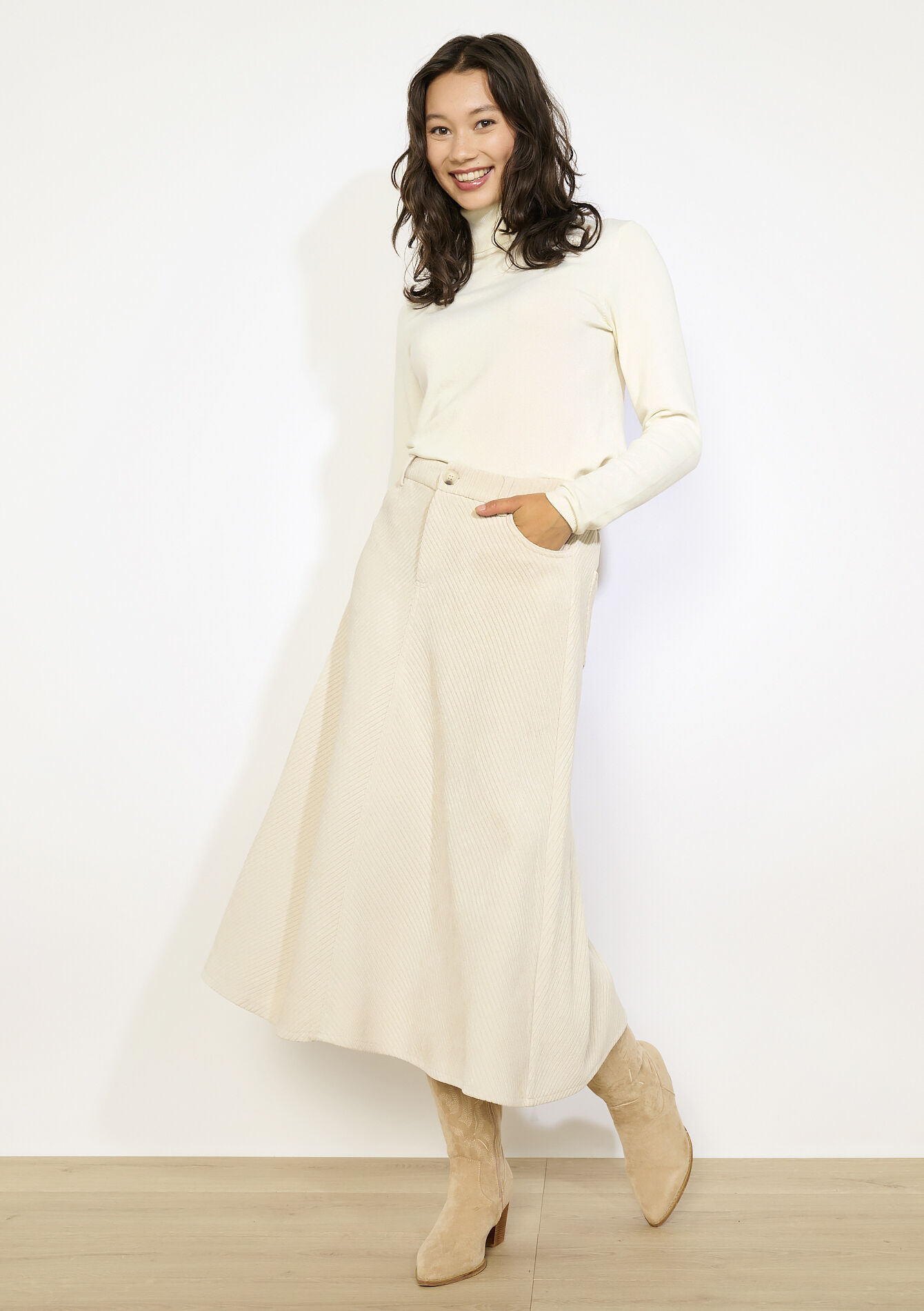 Ribfluwelen midi-rok