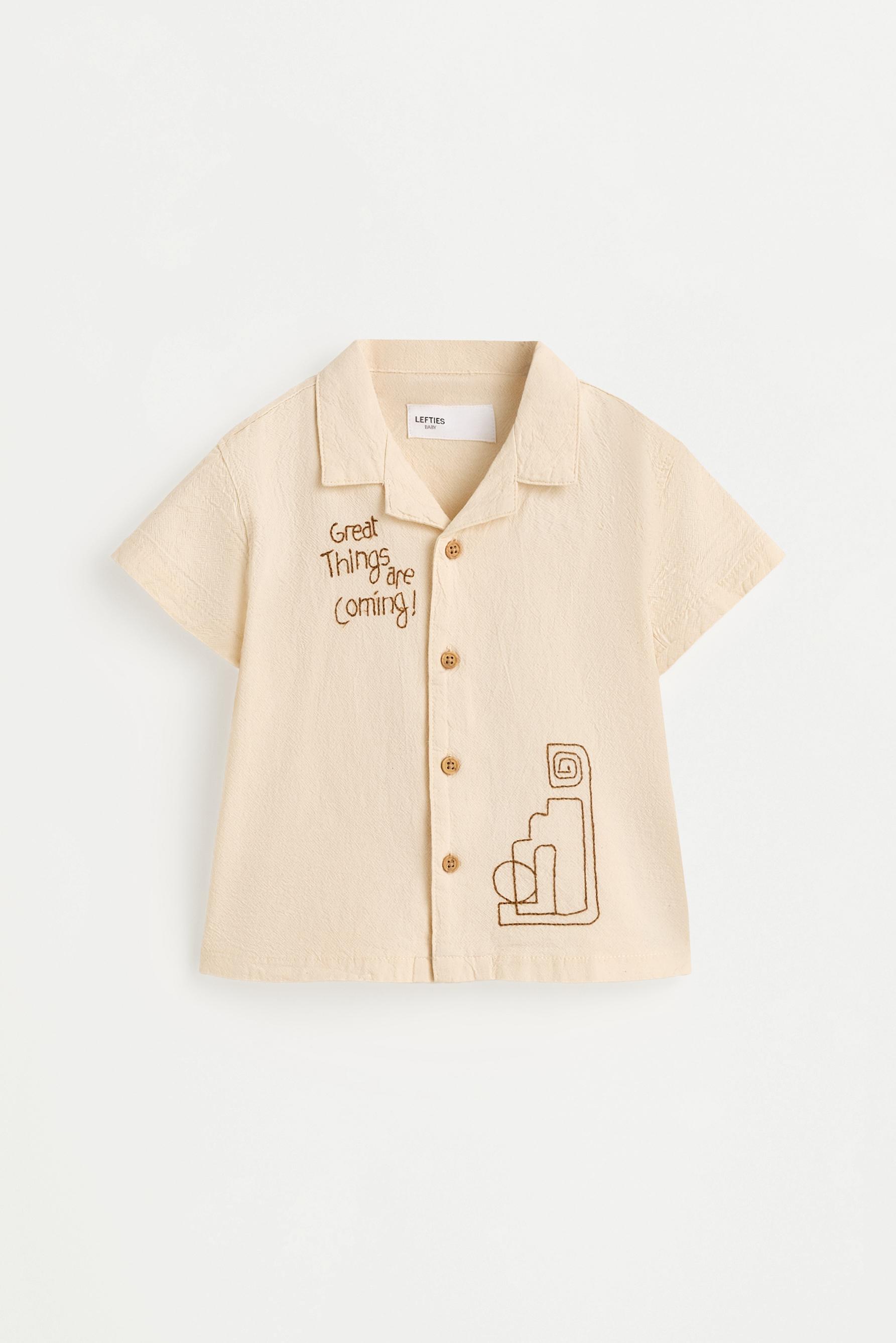 Camisa rústica con bordados