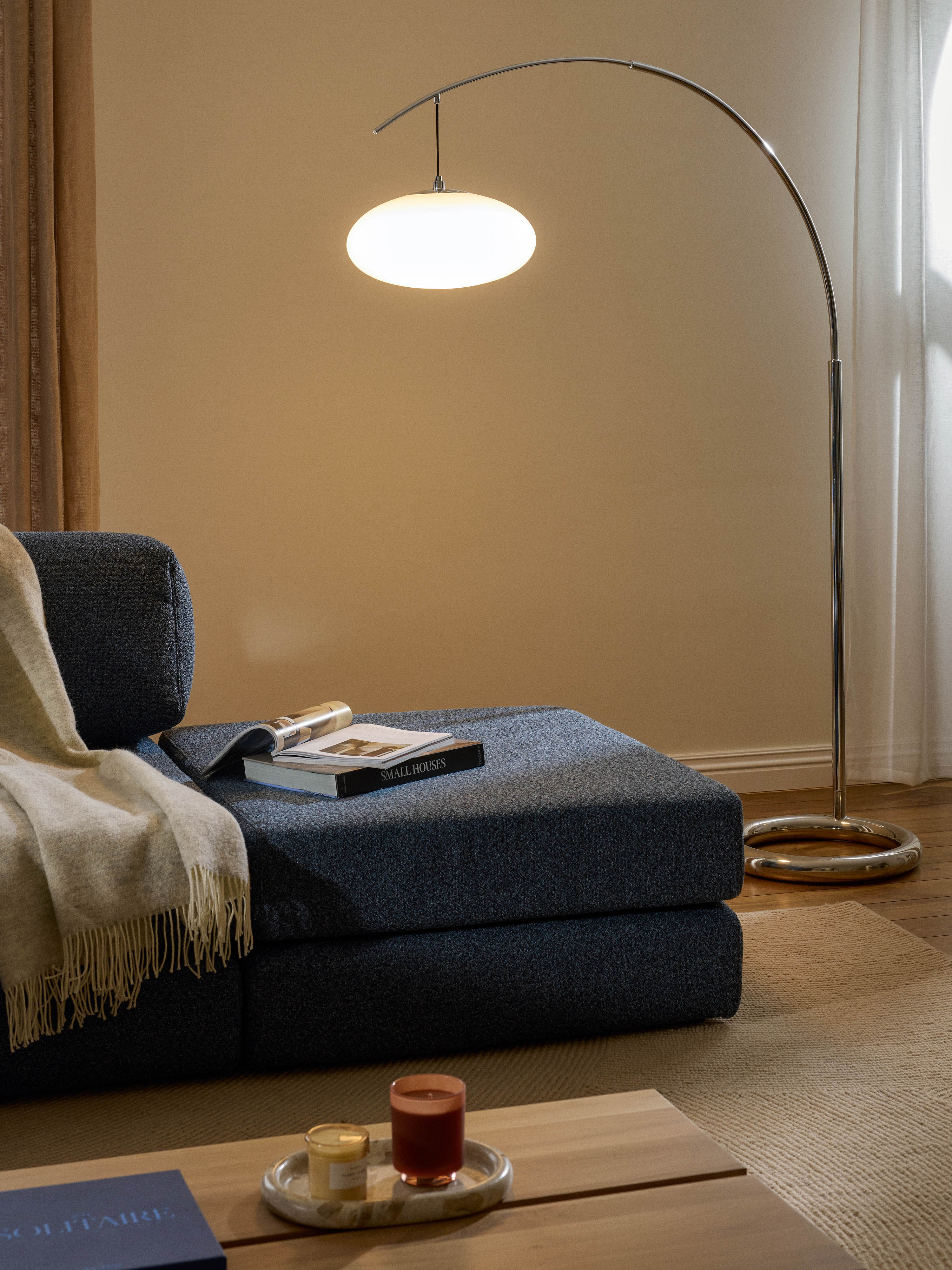 Große Bogenlampe Aikido