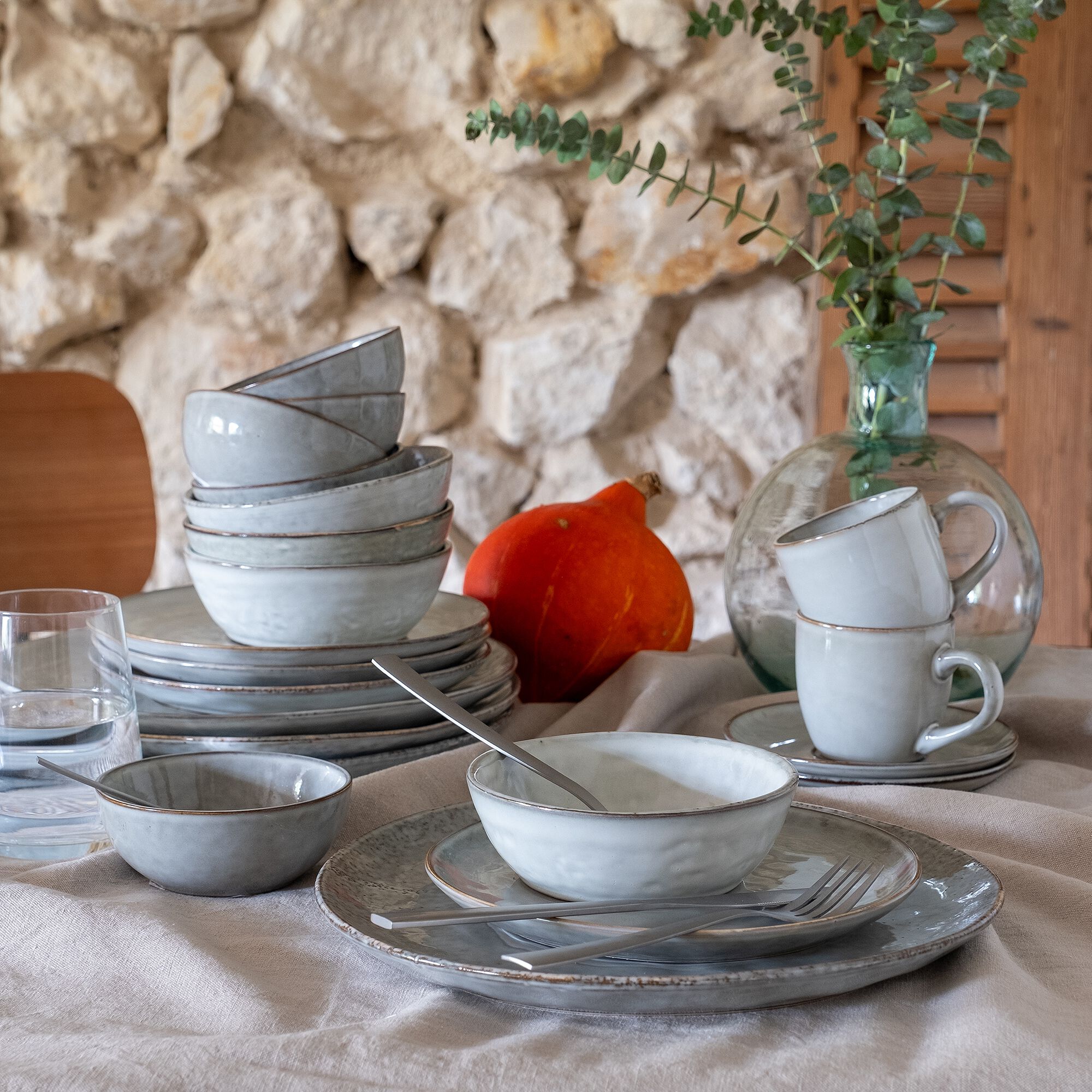 ADAM - Tasse et soucoupe petit-déjeuner en grès 22cl - vert