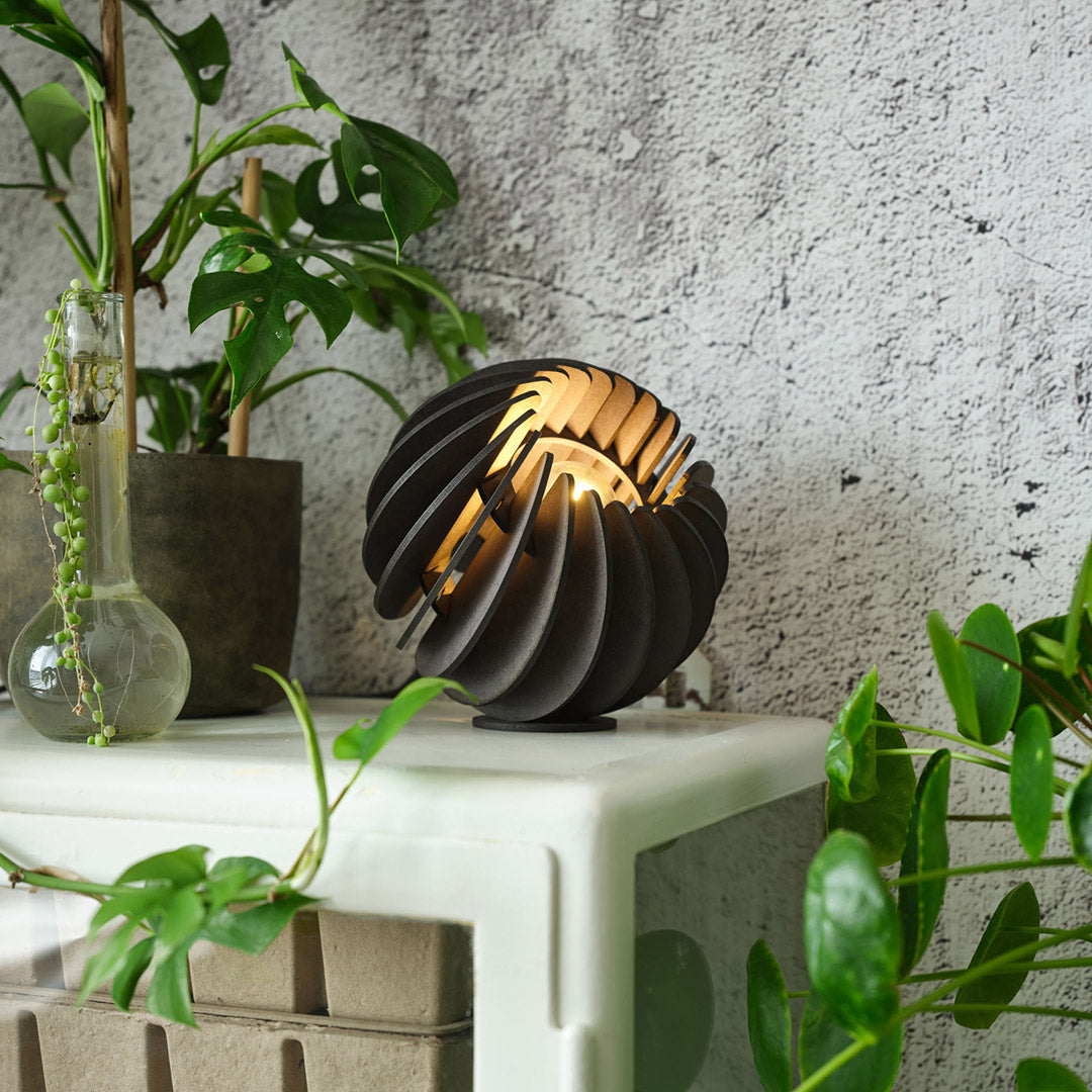 Van Tjalle en Jasper Atmosphere Tafellamp