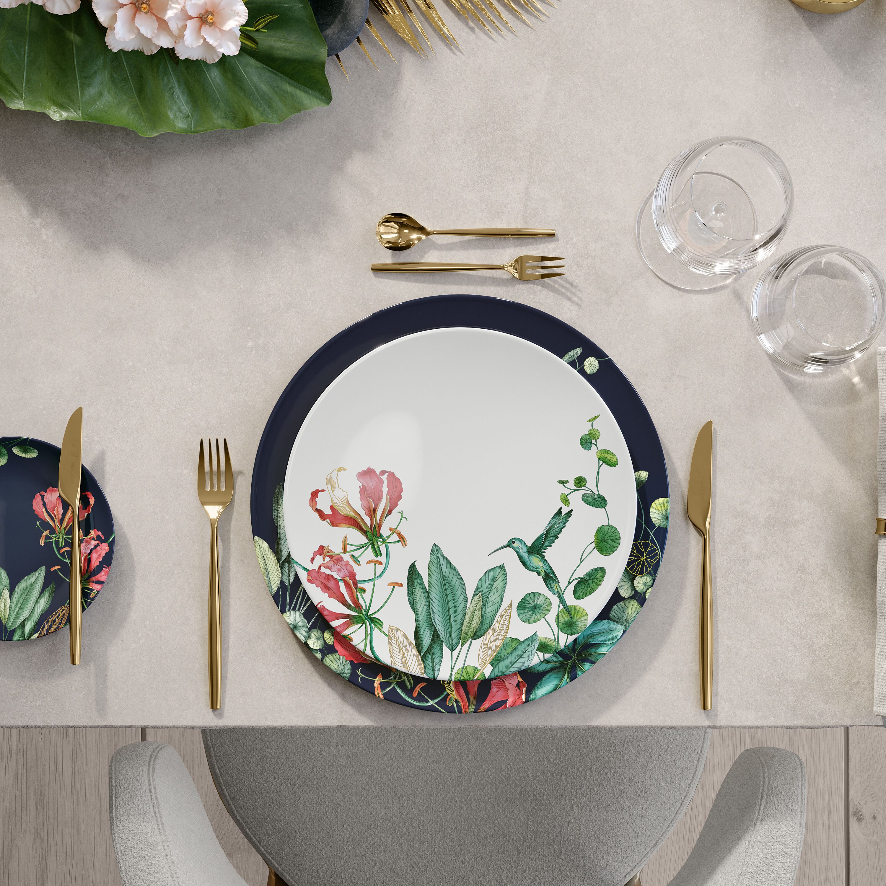 Avarua Dinner plate - Multi-colored, 10.8'', Premium Bone Porcelain