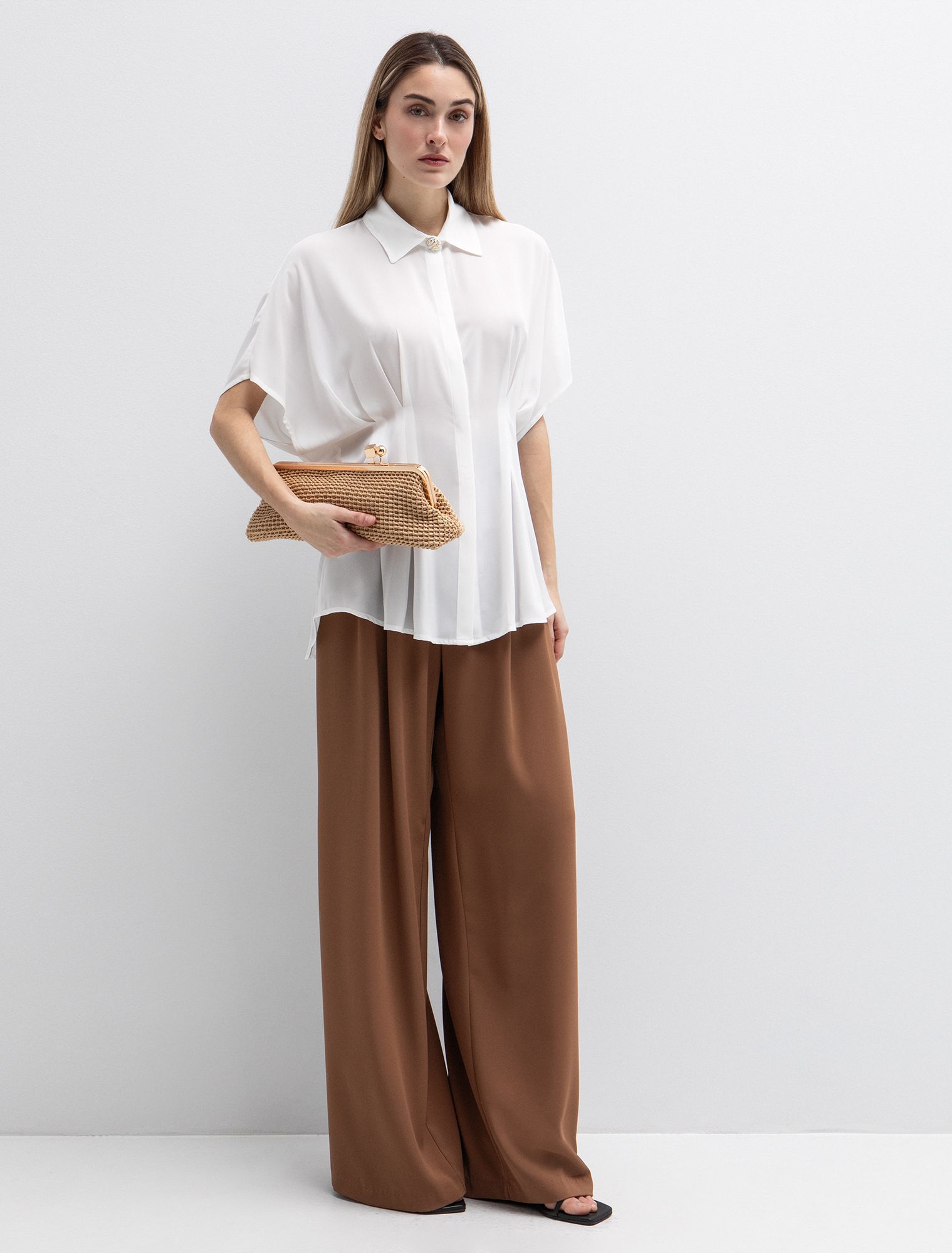 Πουκάμισο με πιέτες