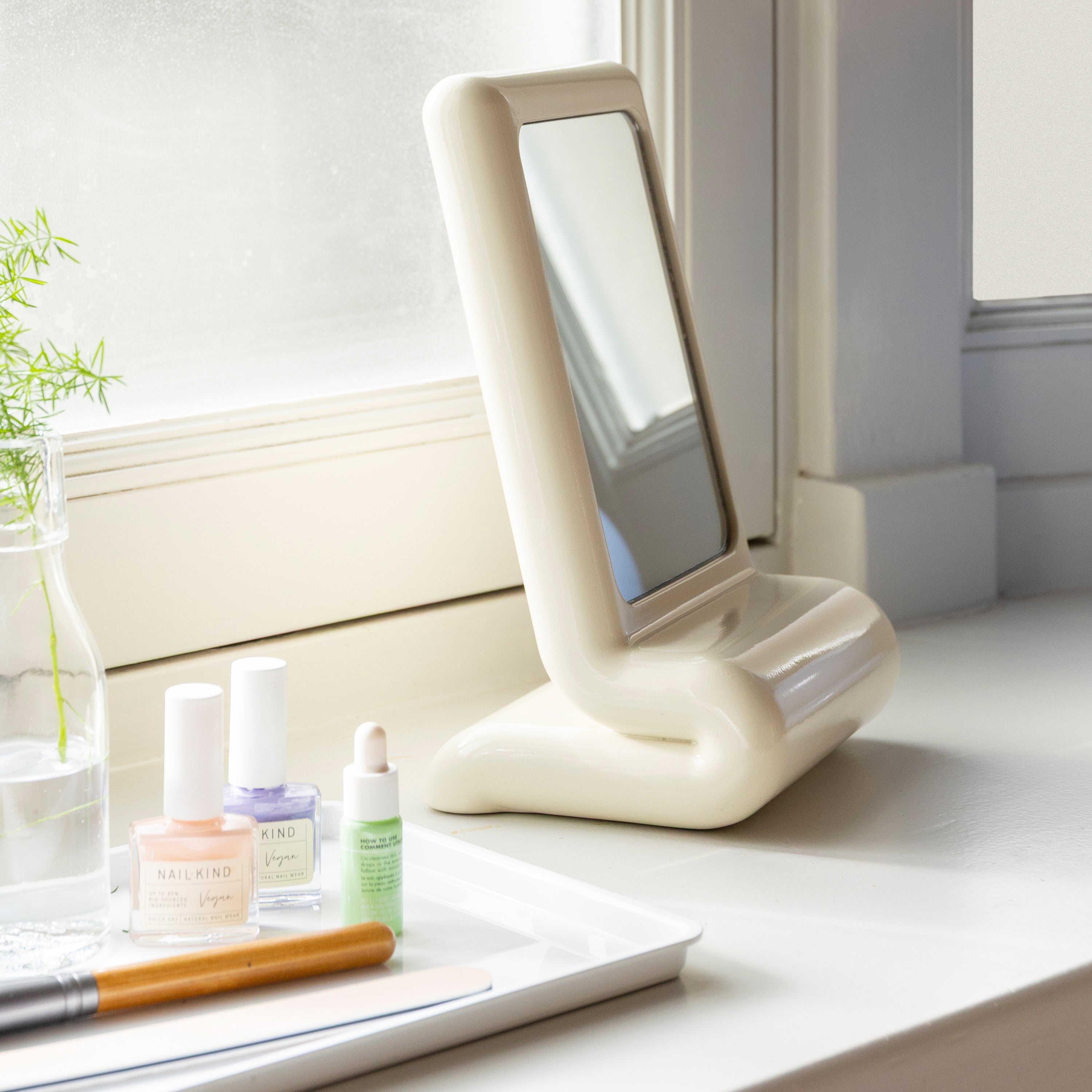 &k amsterdam Vanity Whip Tafelspiegel - Off-White