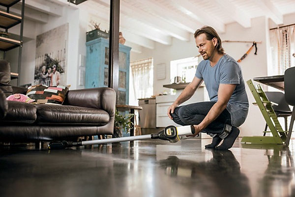 Aspirateur balai sans fil Karcher VC 6 Cordless purFamily Blanc - Autonomie 50 min- Filtre HEPA- Spécial Famille