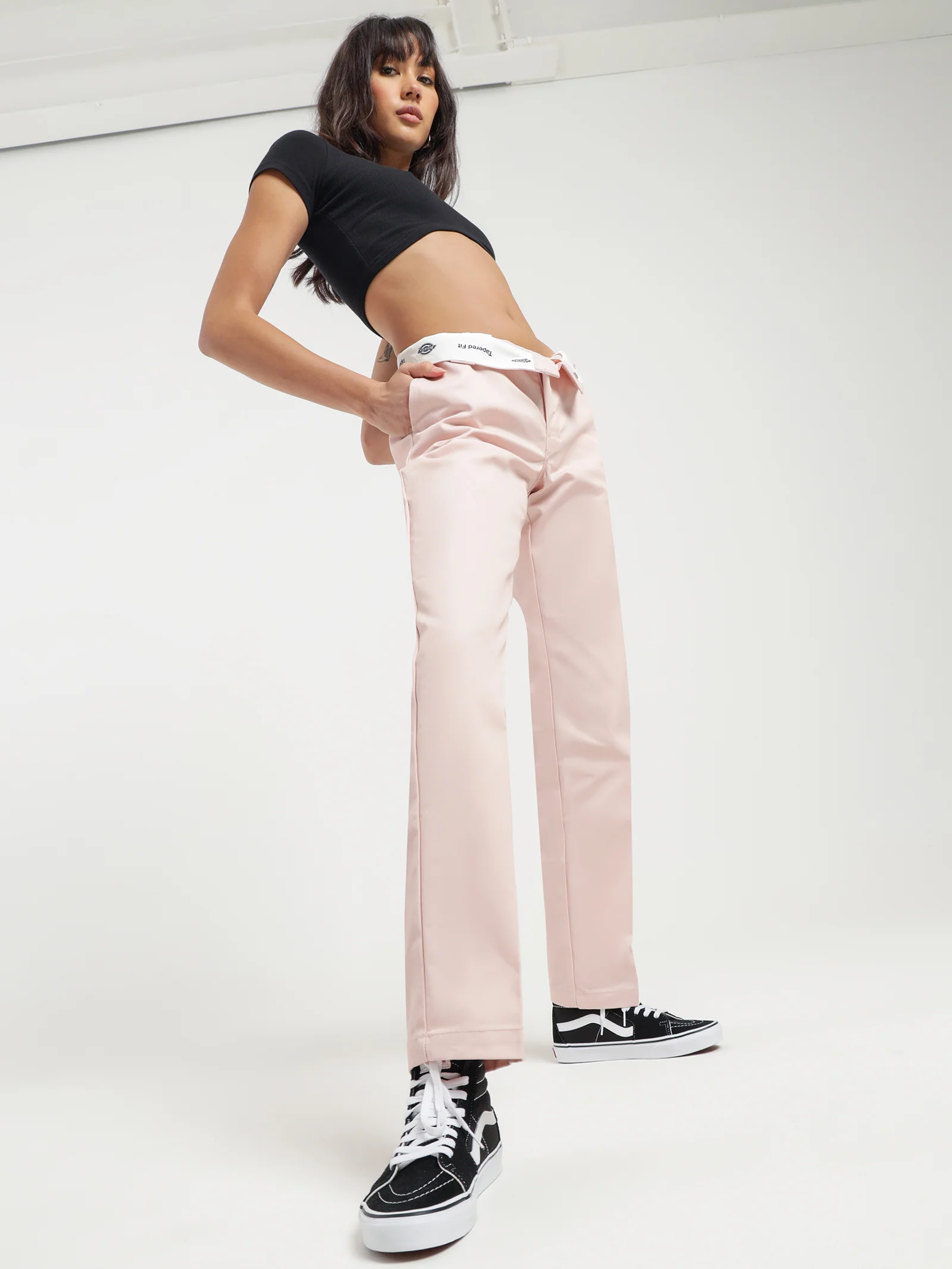 875 Tapered Fit Pants