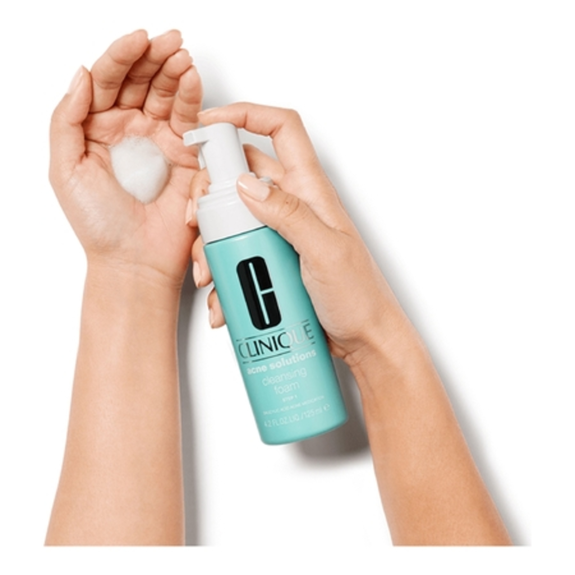 ANTI-BLEMISH™ SOLUTIONSÉtape 1  Mousse Nettoyante Formule S.O.S  Soin Anti-Imperfections