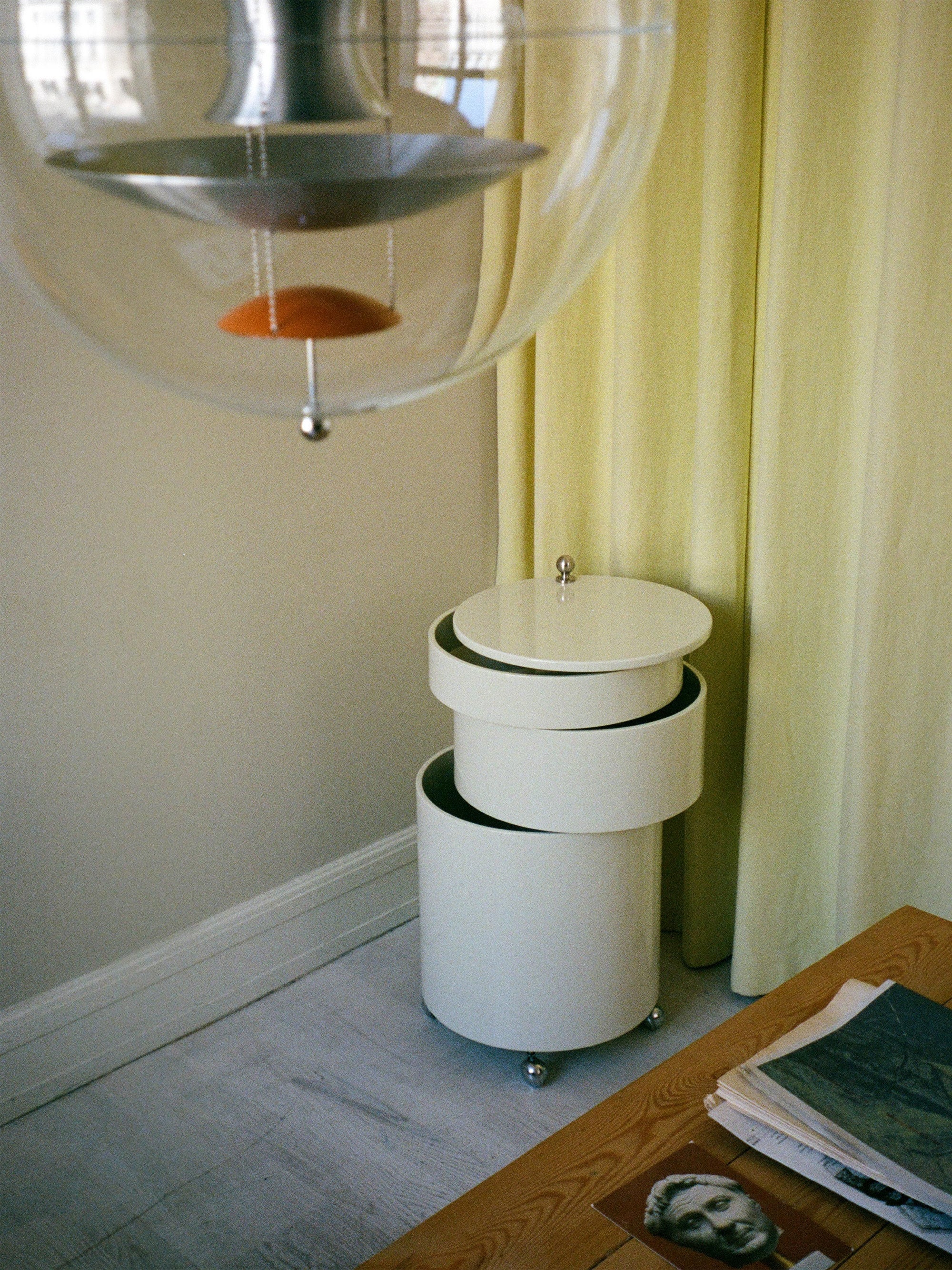 Runder Rollcontainer Barboy, Design Verner Panton