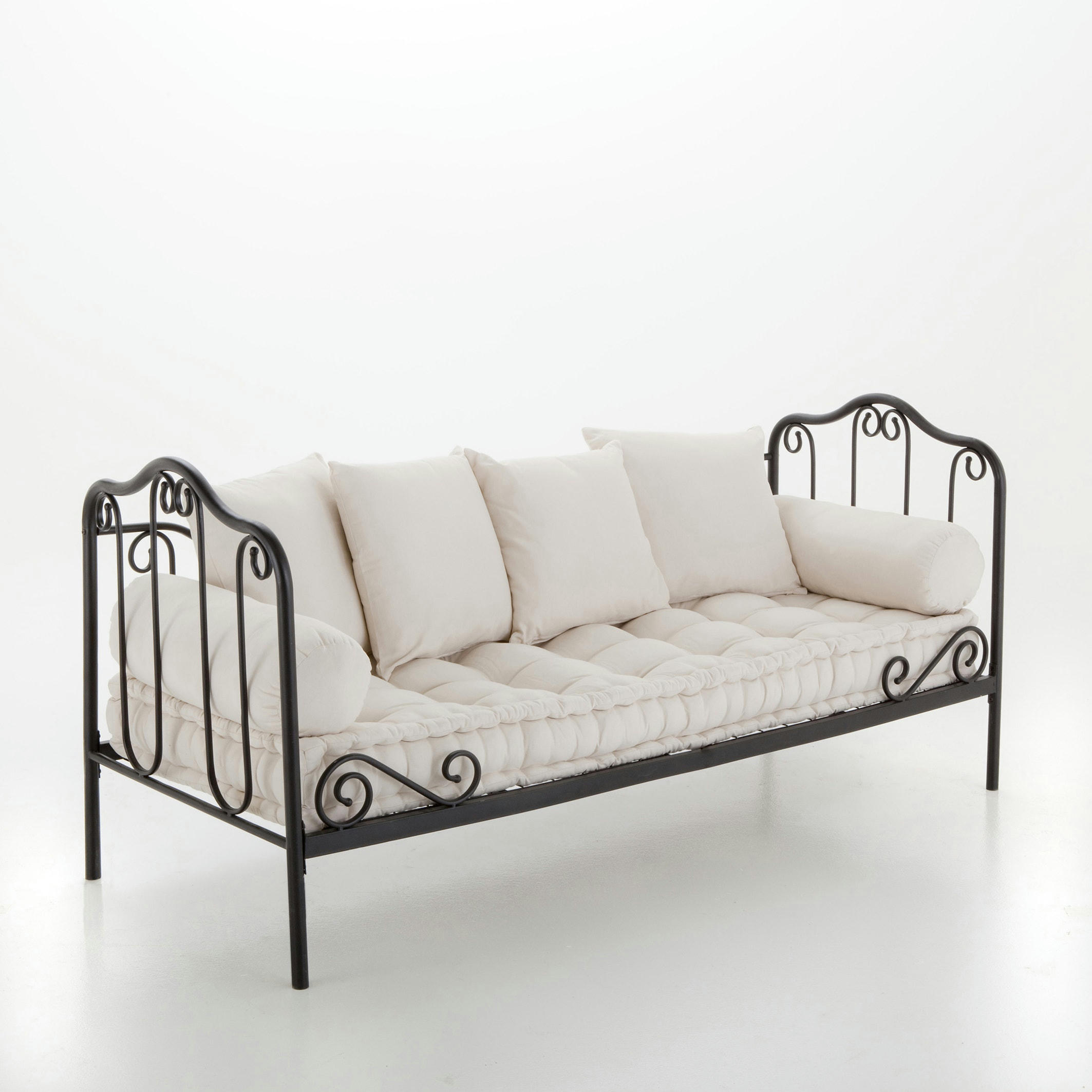 Ensemble matelas et coussins, Cidia