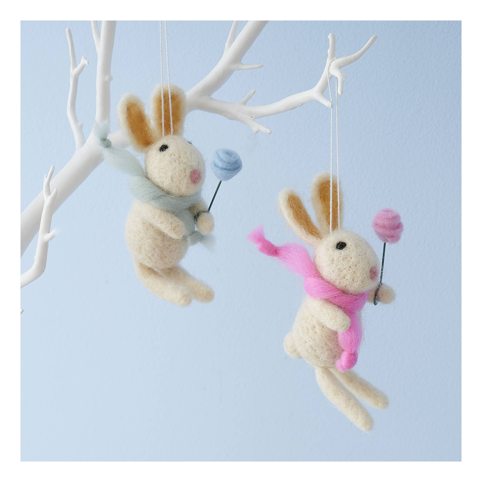 Make Your Own Needle Felted Bunny Decorations Kit 2 Pack