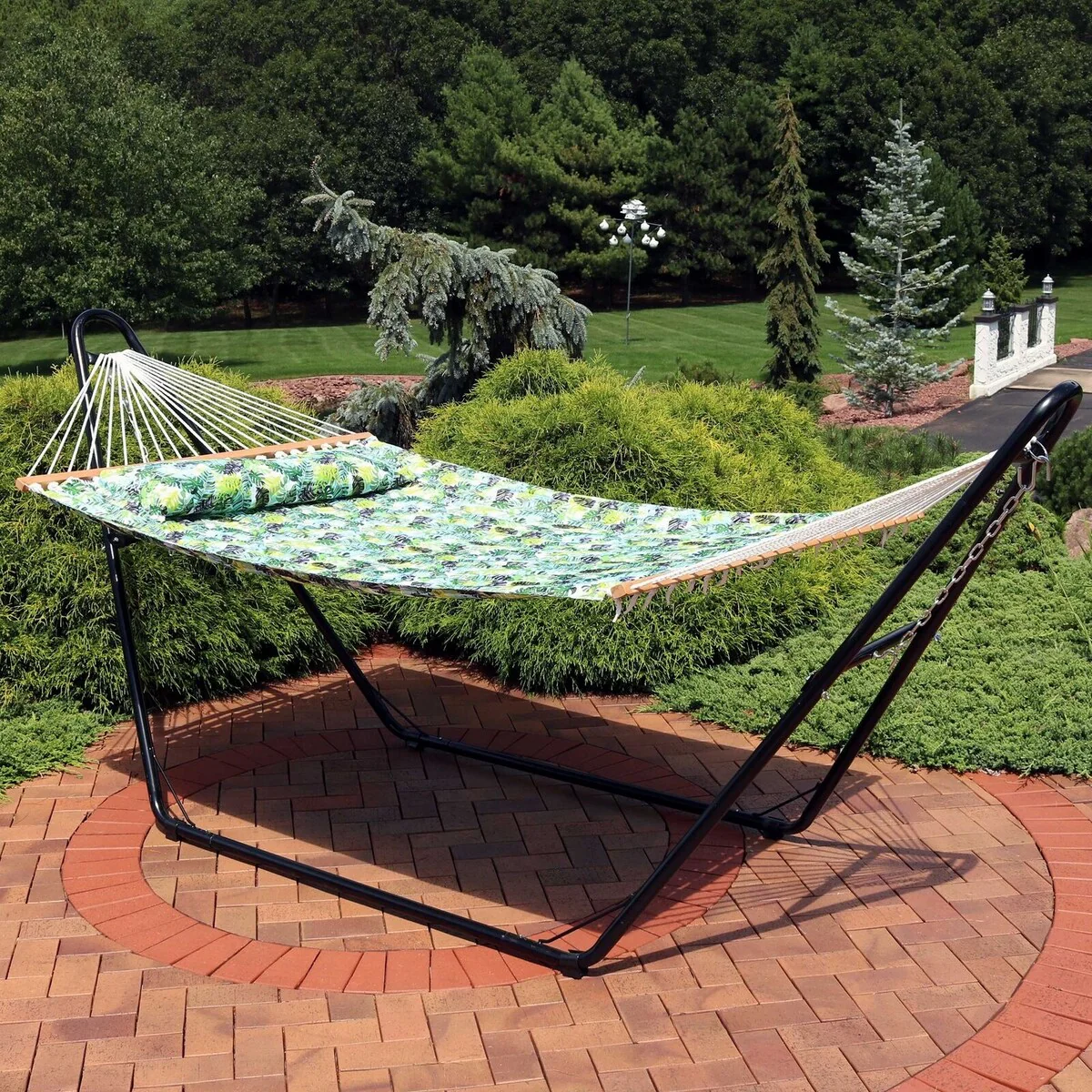 Quilted Hammock with Spreader Bar and Pillow