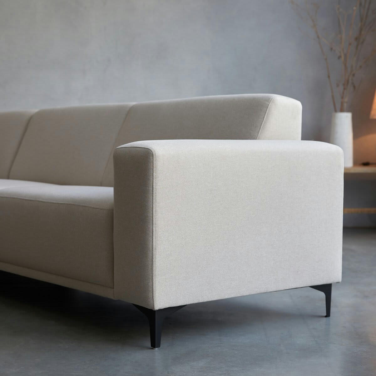 LARS - Canapé d'angle gauche en tissu écru 300 x 150 cm, 5 places