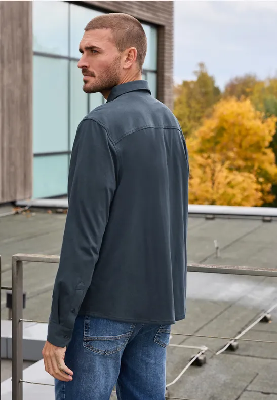 Bequemes Jersey Hemd