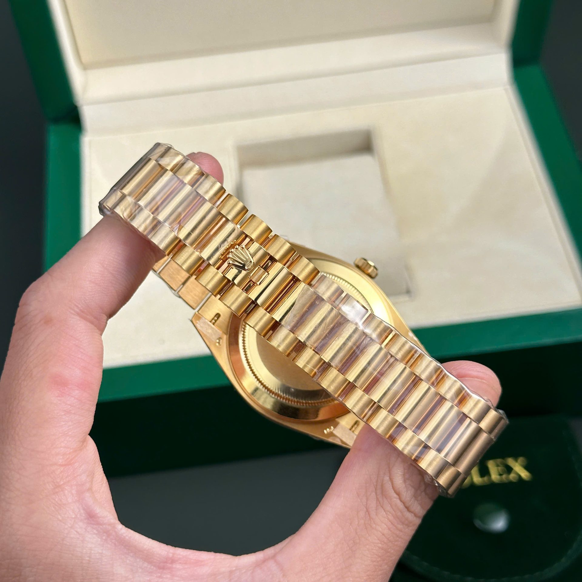 Rolex Day-Date 228238 YG Plated Champagne Dial CZ Diamonds 40mm Super Clone