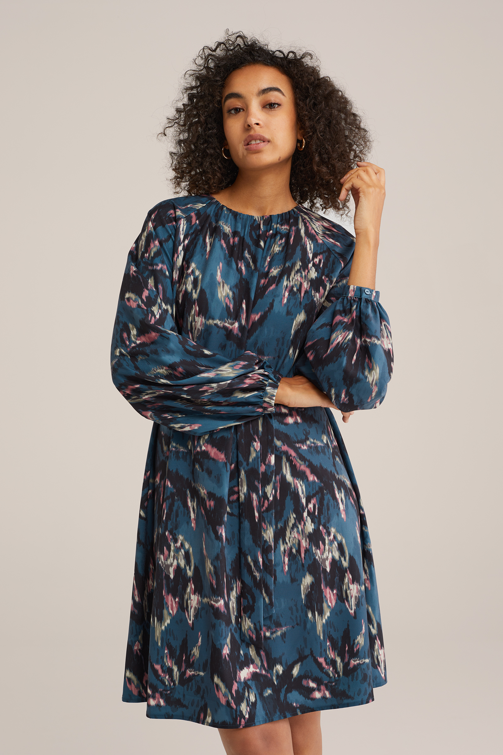 Dames jurk met ceintuur