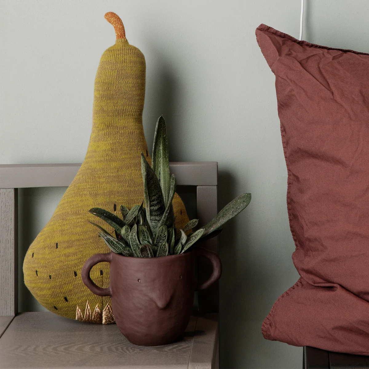 Ferm Living - Mus Blumentopf small, dunkelgrau