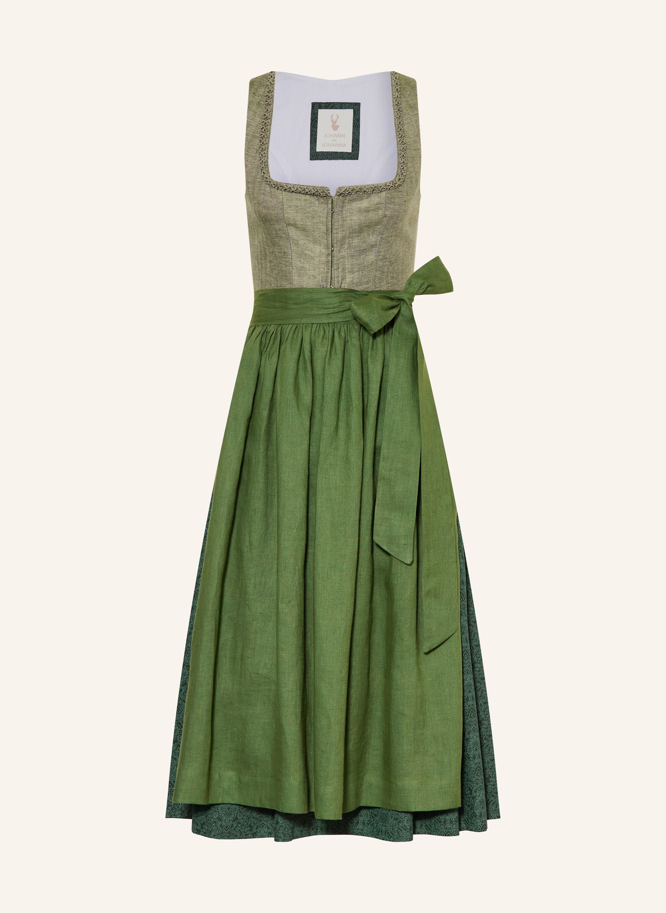 Johann & Johanna Dirndl im Materialmix