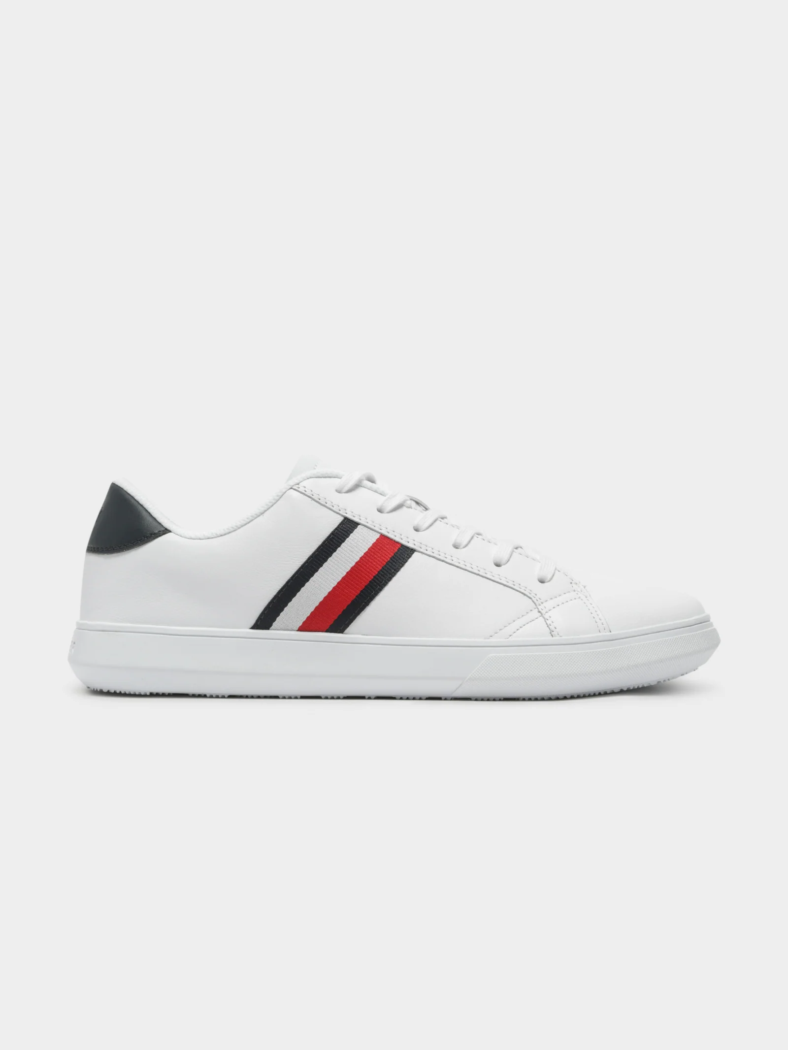 Mens Essential Leather Sneakers