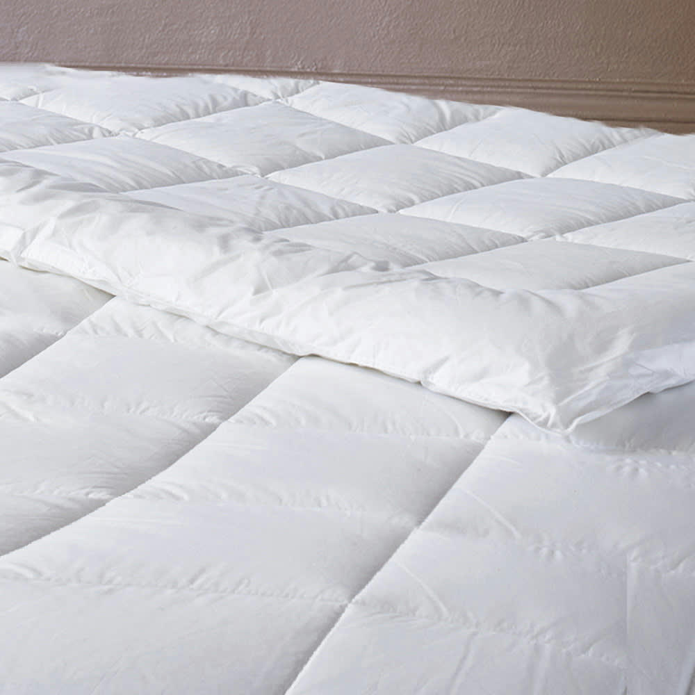 OURAL SANTE TEMPEREE - Couette antitache déperlant fibres naturelles blanc 260x240