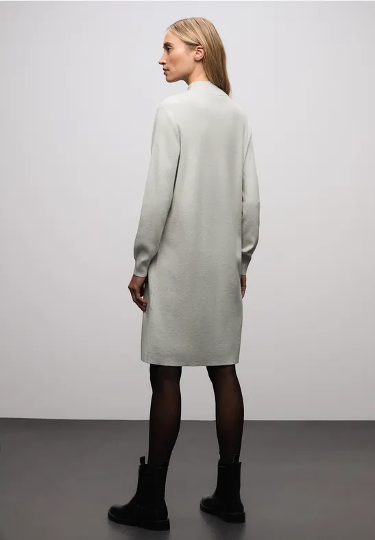 Turtleneck Strickkleid
