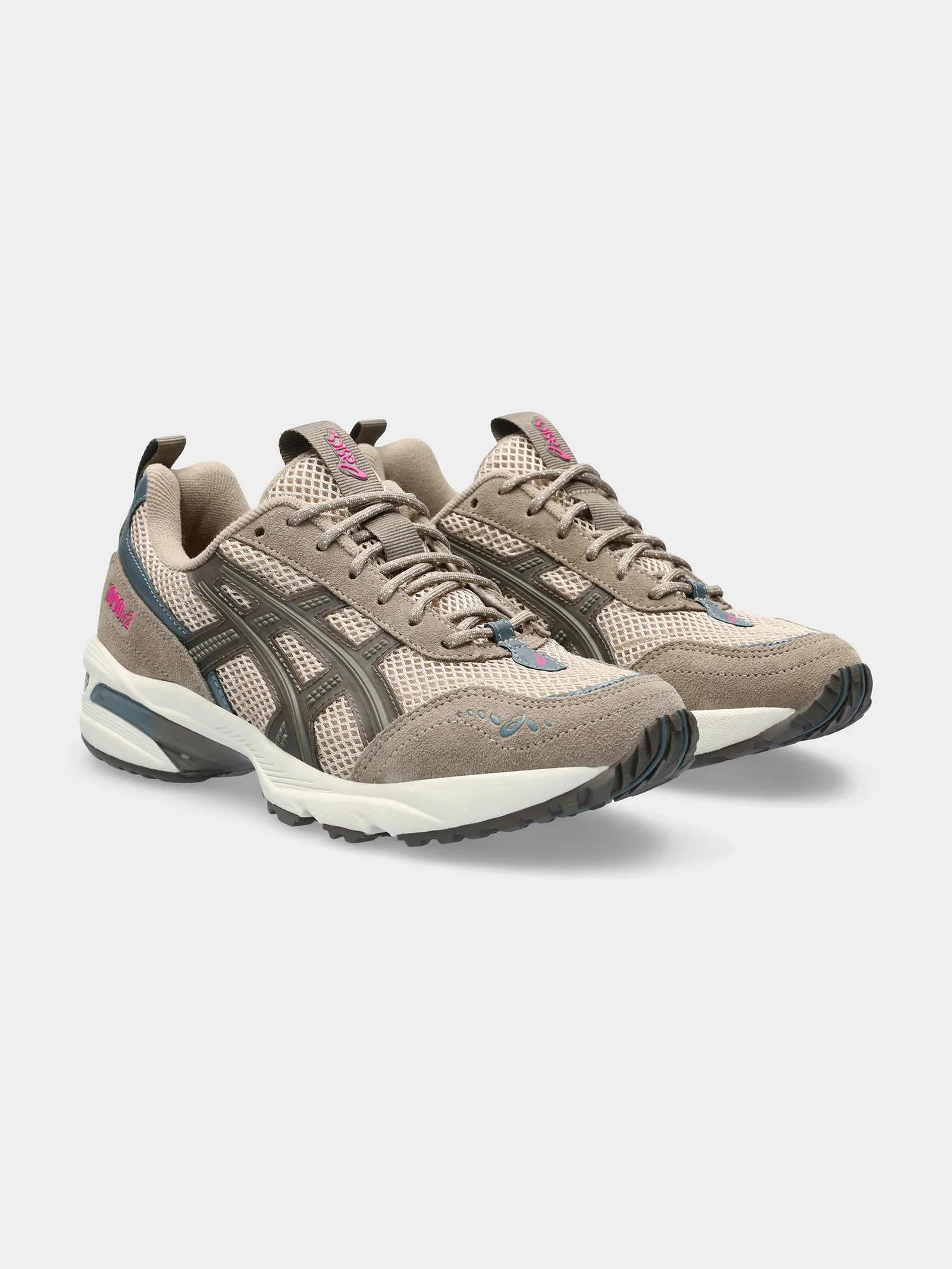 Womens Gel-1090 V2 Sneakers
