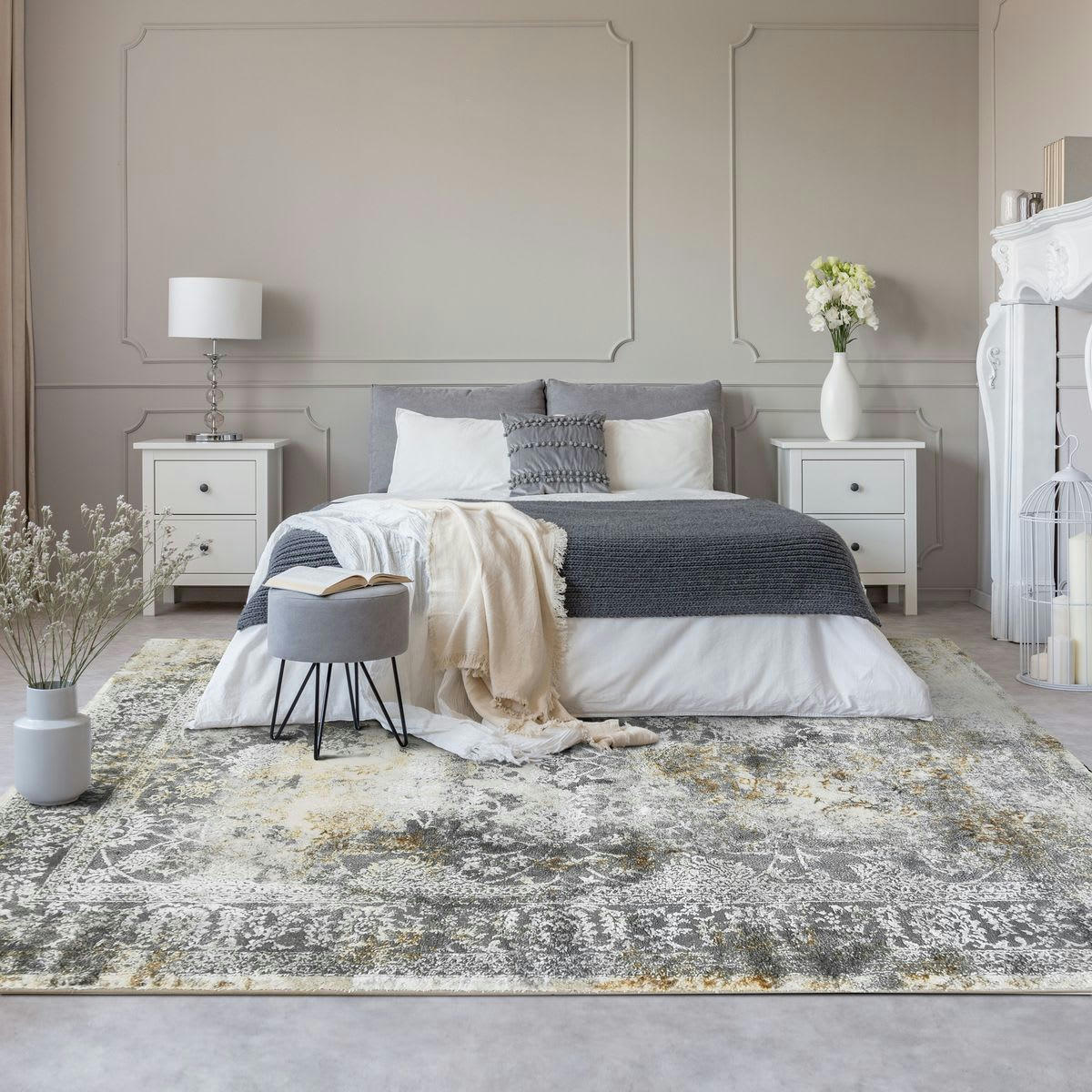 BORGES - Tapis graphique effet usé gris or 160x230