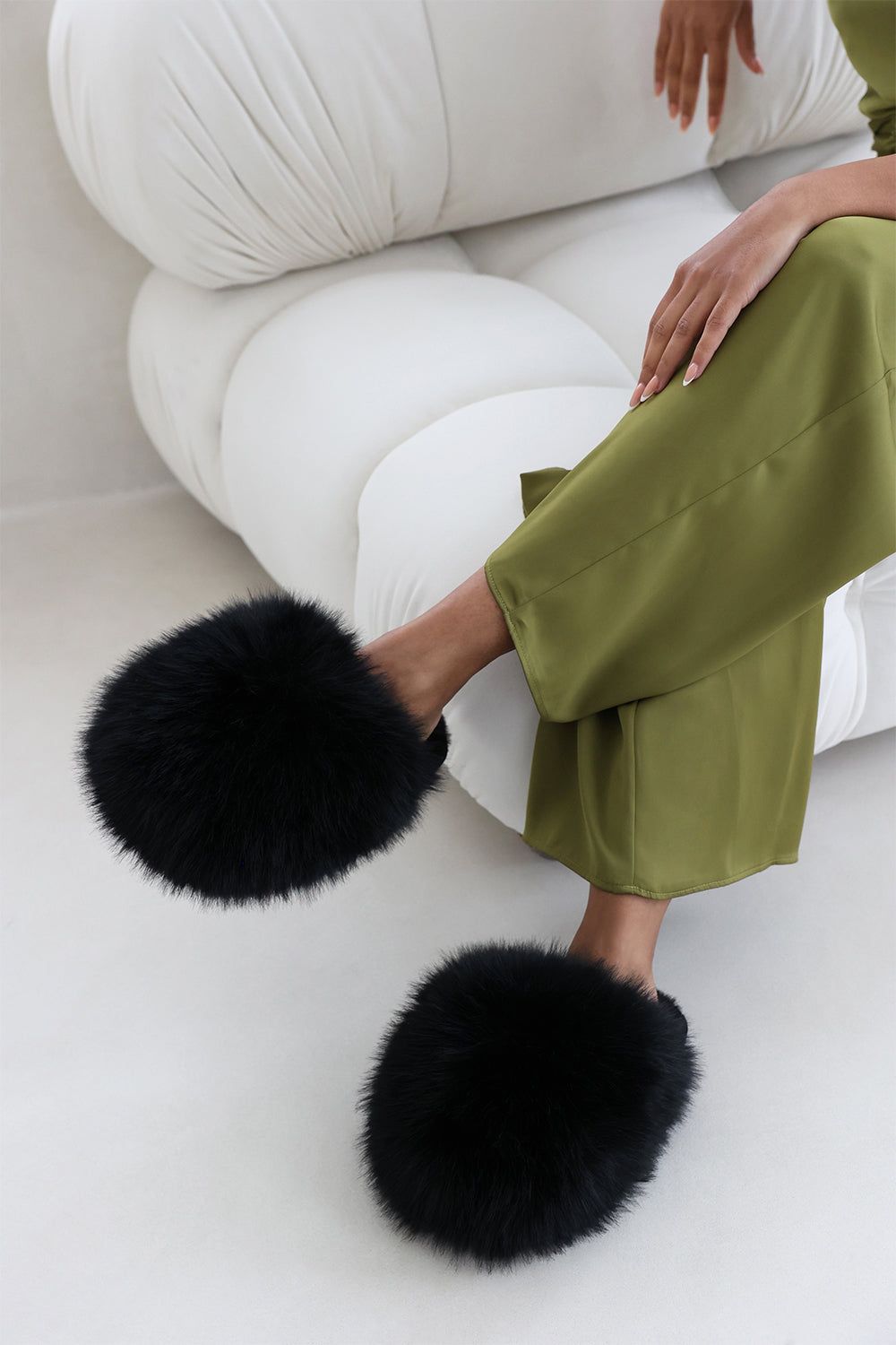 Where's That From Keira' Ultimate Fluffy Faux Fur Mule Slippers