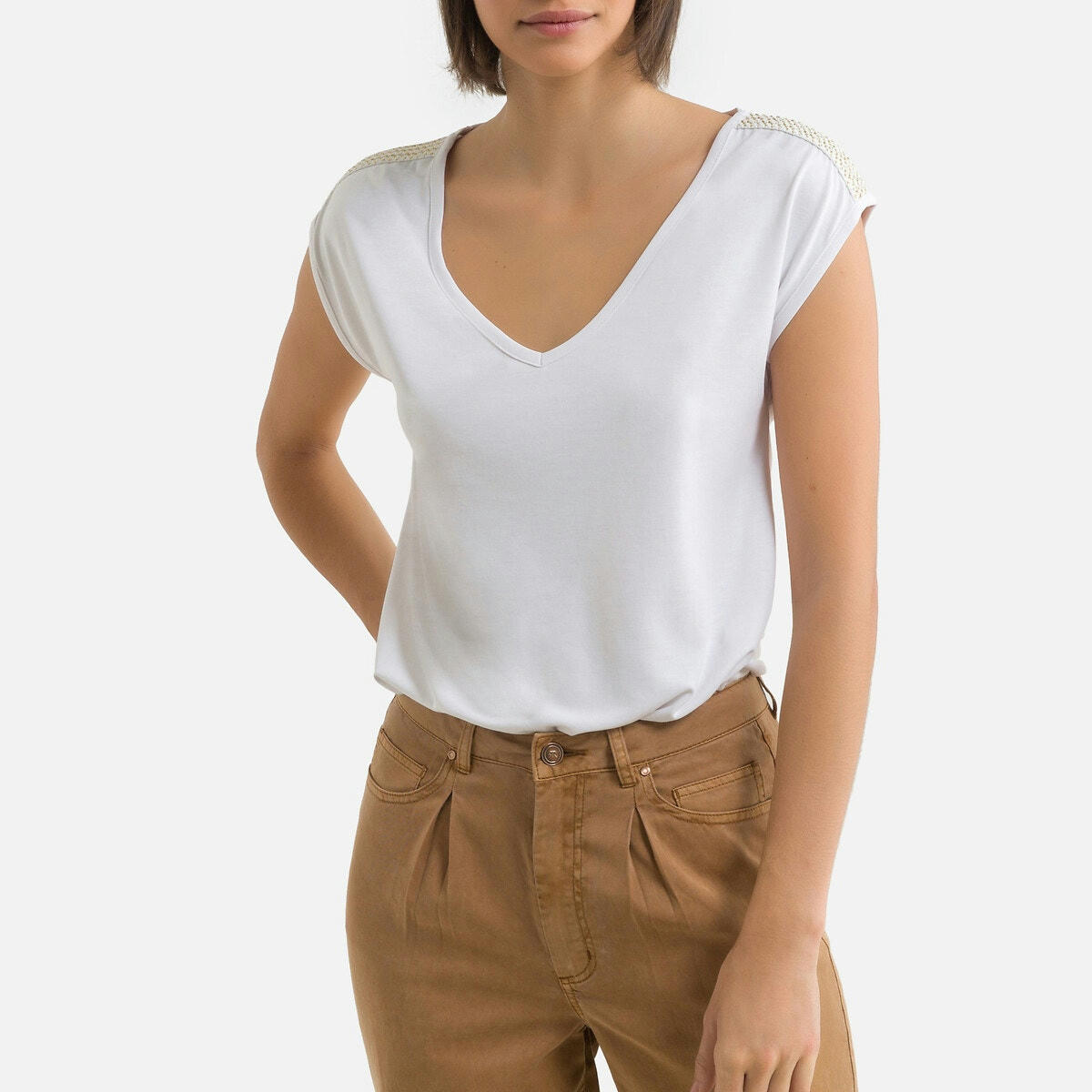 T-shirt manches courtes, bijoux épaules