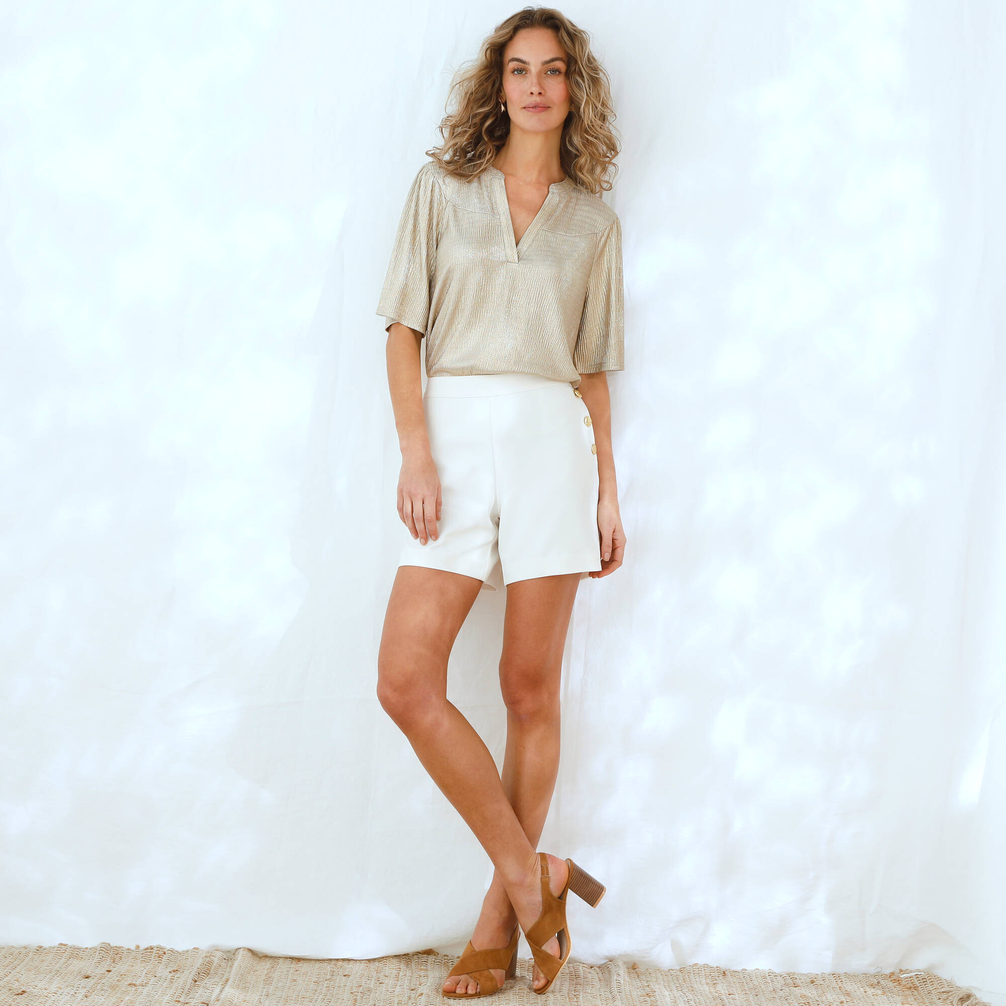 T-shirt doré manches "coude", maille fantaisie plissée