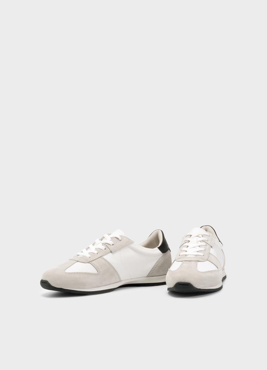 Yasmin Sneakers