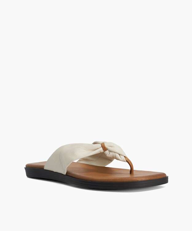 Looks Ecru - Leather Toe Post Sandals