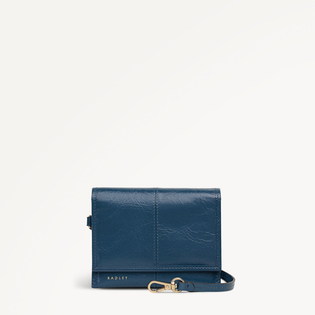 Chilton Grove - Medium Flapover Purse