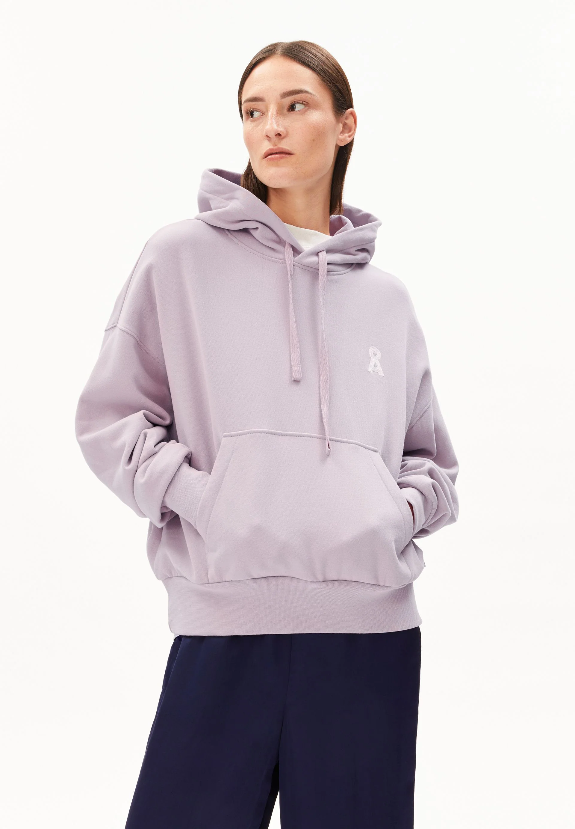 ICONIC Å FRANCISARAA SWEATHOODIE